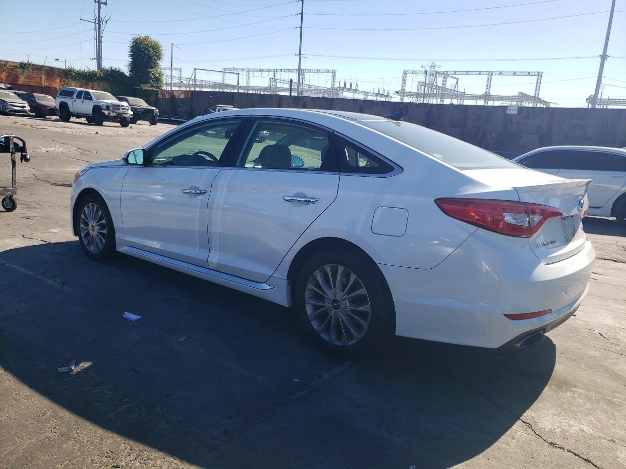 2015 Hyundai Sonata Limited White vin: 5NPE34AFXFH025264