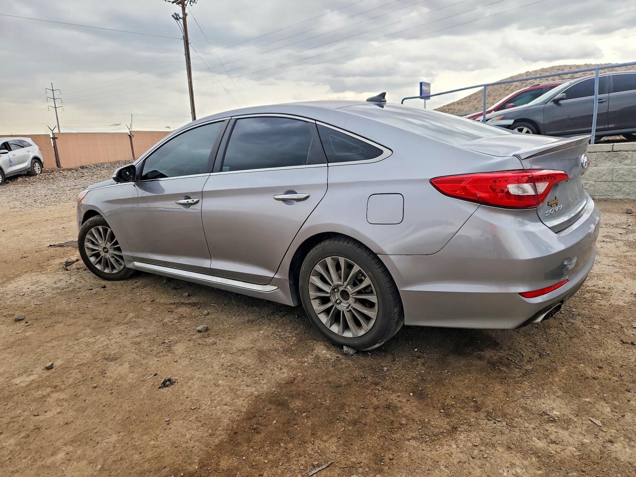 2015 Hyundai Sonata Limited Silver vin: 5NPE34AFXFH026446