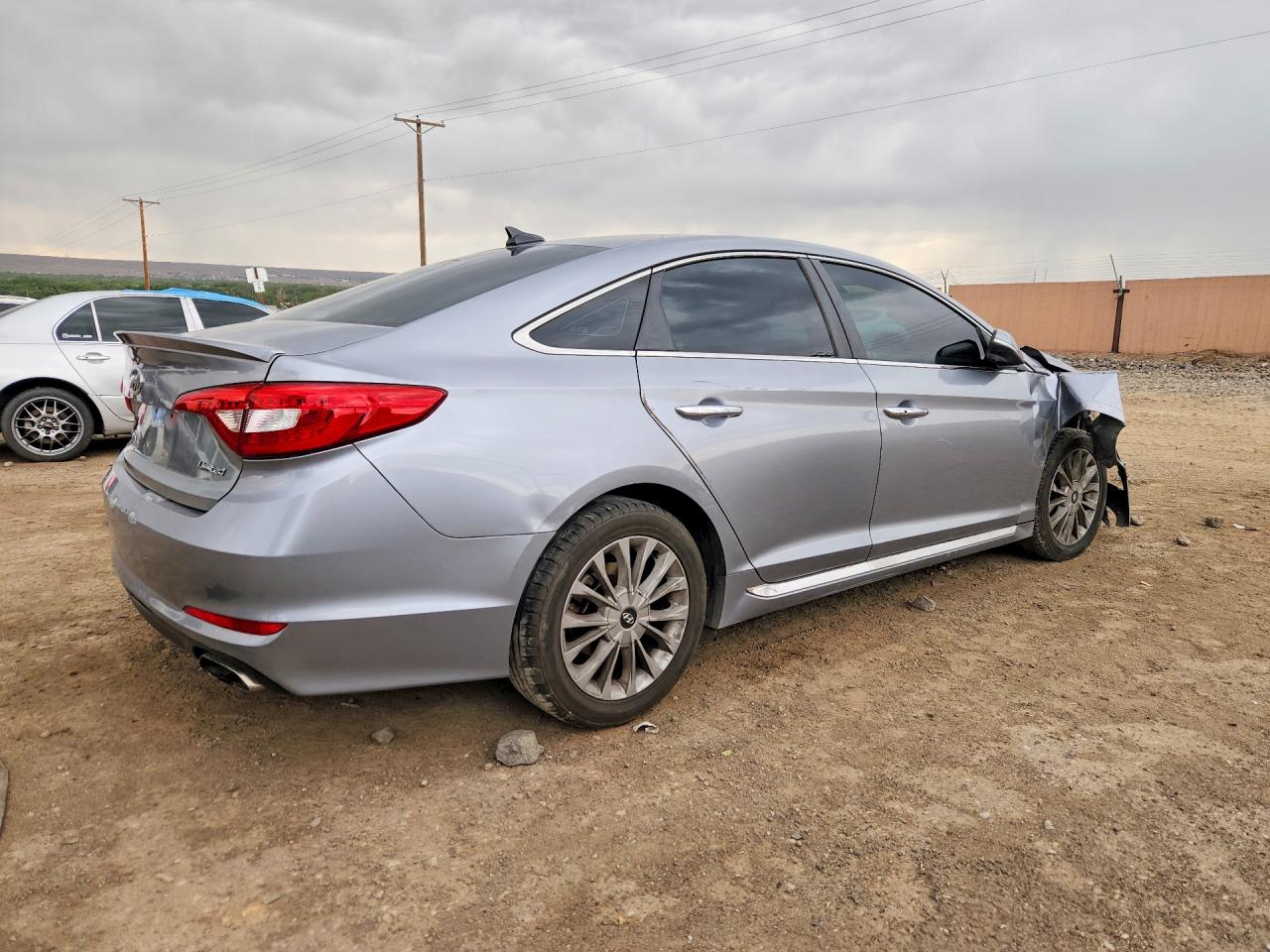 2015 Hyundai Sonata Limited Silver vin: 5NPE34AFXFH026446
