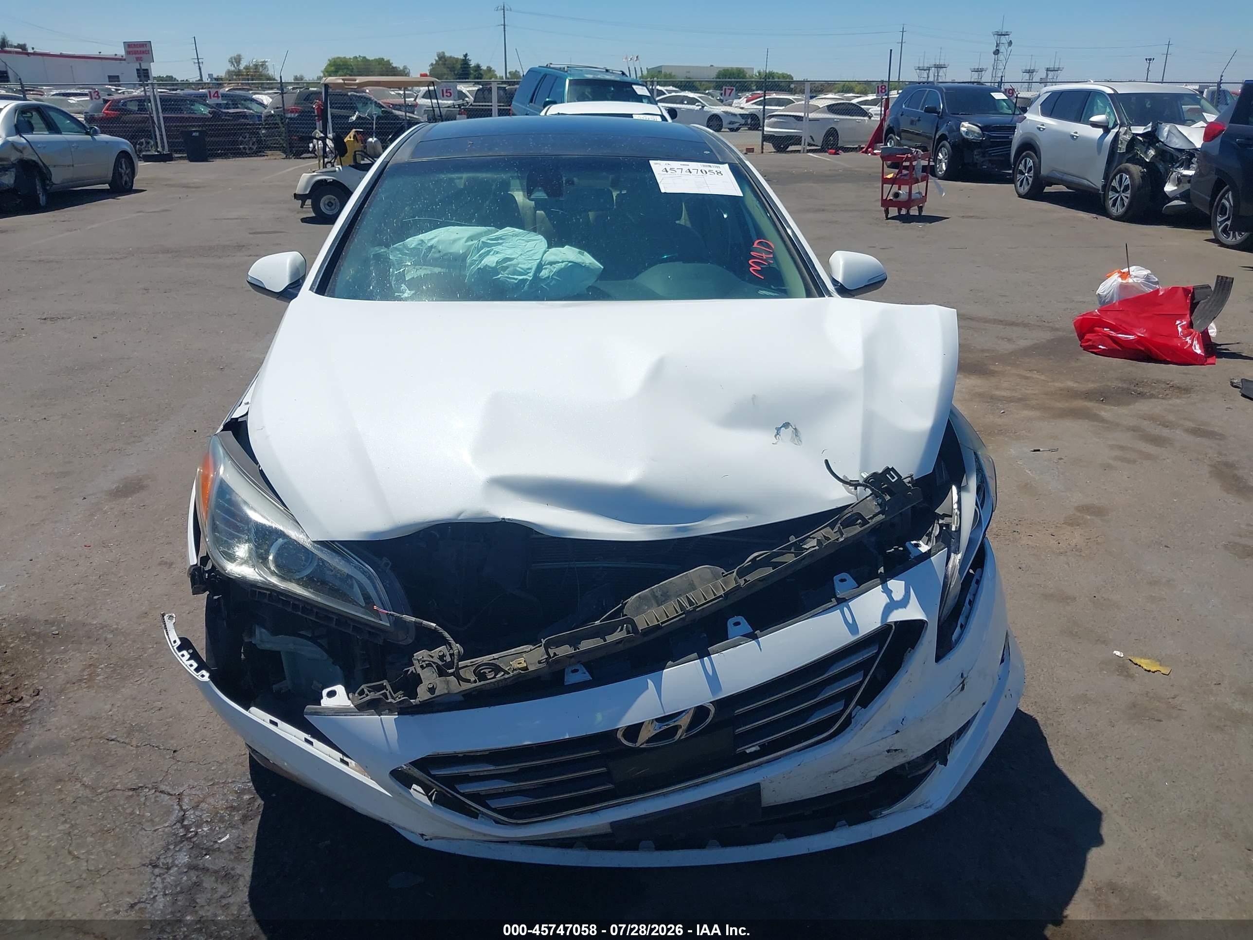 2015 Hyundai Sonata Limited White vin: 5NPE34AFXFH038693
