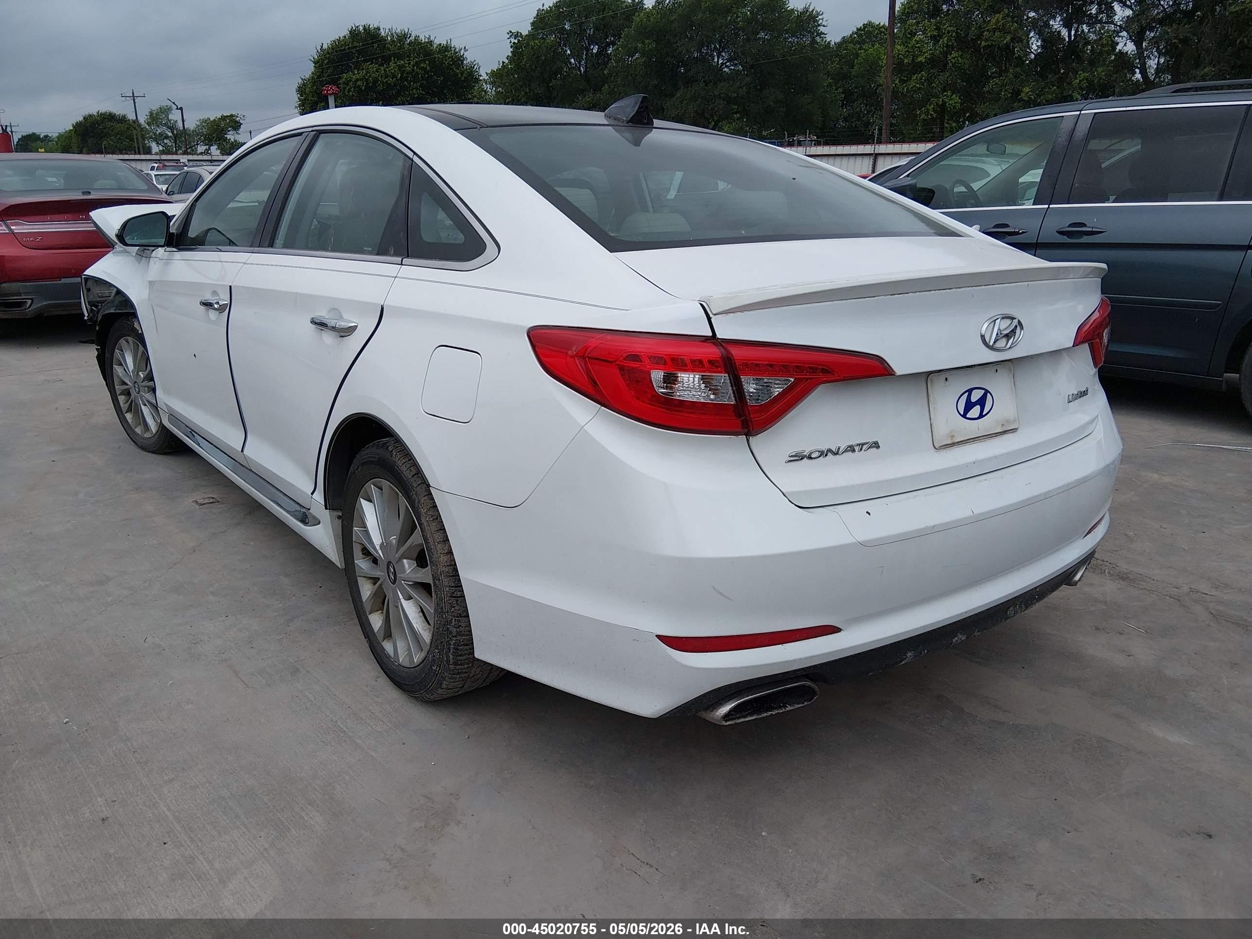2015 Hyundai Sonata Limited White vin: 5NPE34AFXFH044400