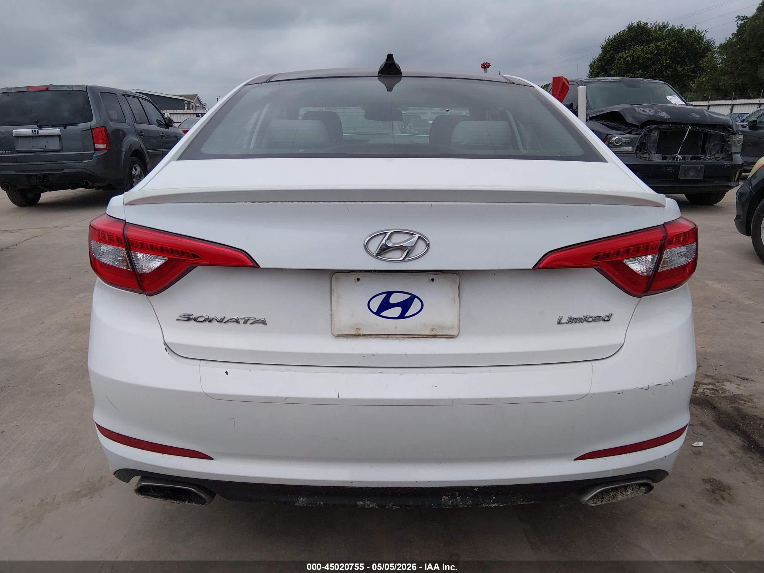 2015 Hyundai Sonata Limited White vin: 5NPE34AFXFH044400