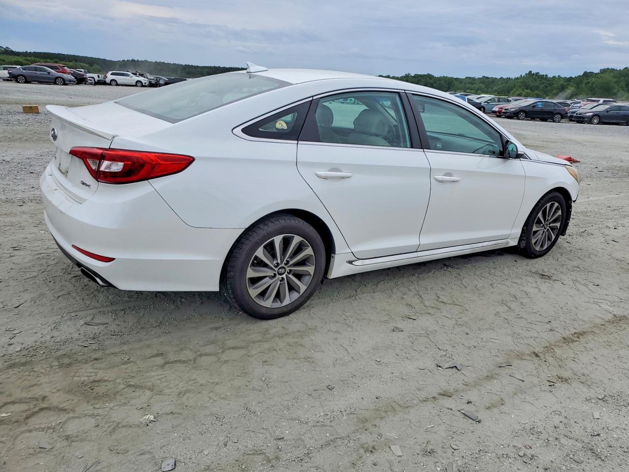 2015 Hyundai Sonata Sport White vin: 5NPE34AFXFH056689