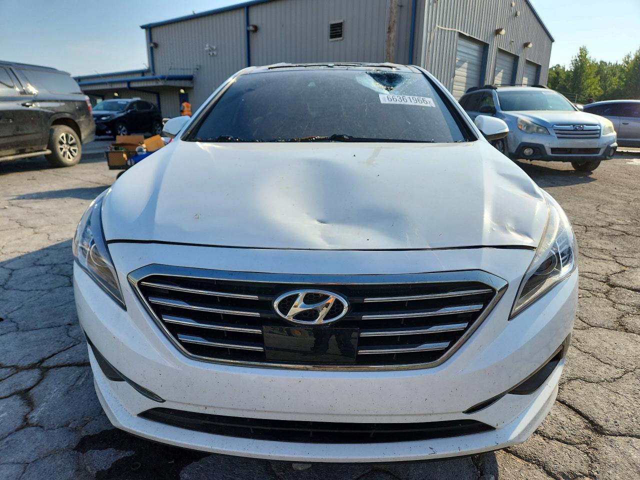 2015 Hyundai Sonata Limited White vin: 5NPE34AFXFH066784