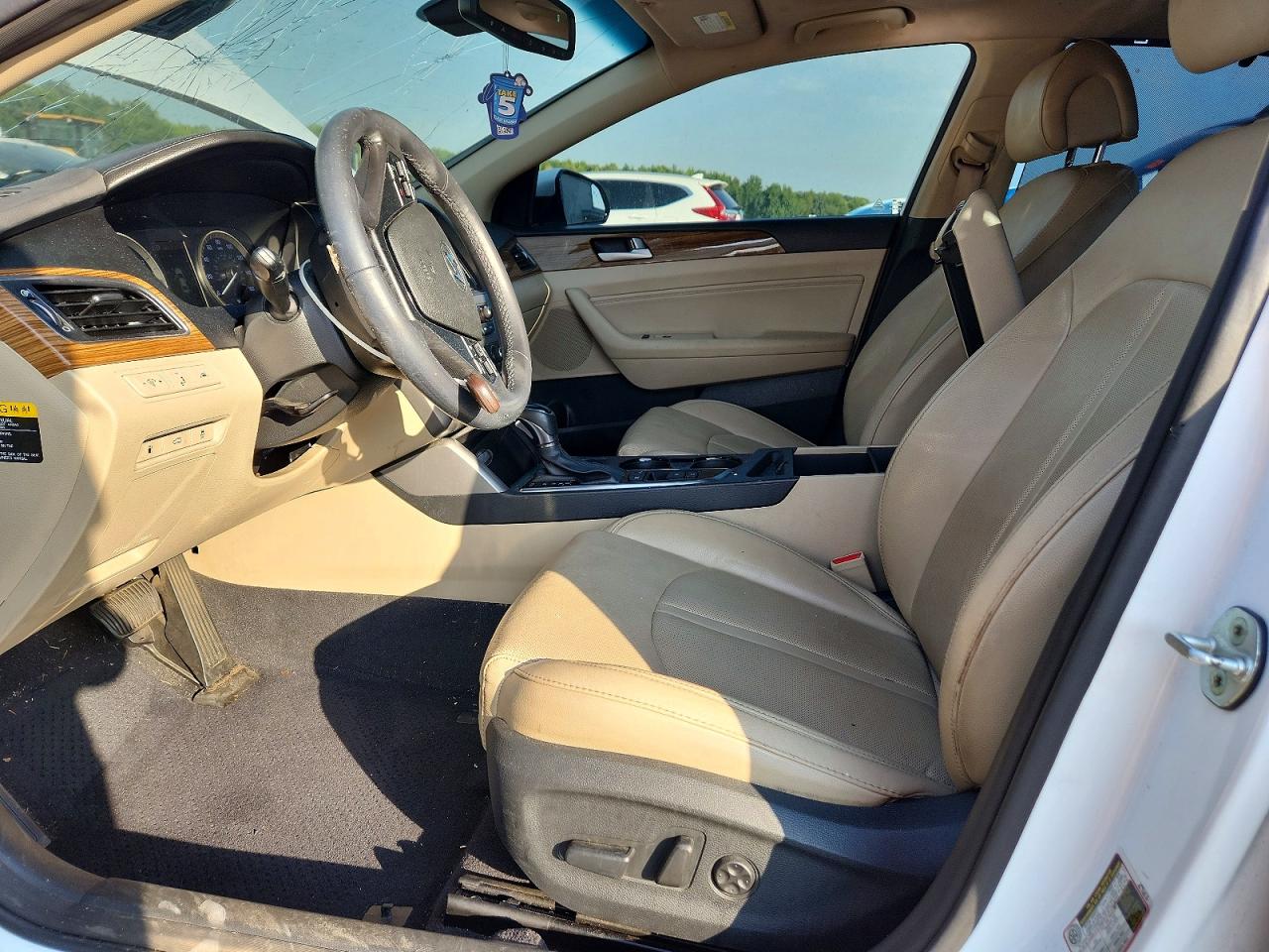 2015 Hyundai Sonata Limited White vin: 5NPE34AFXFH066784