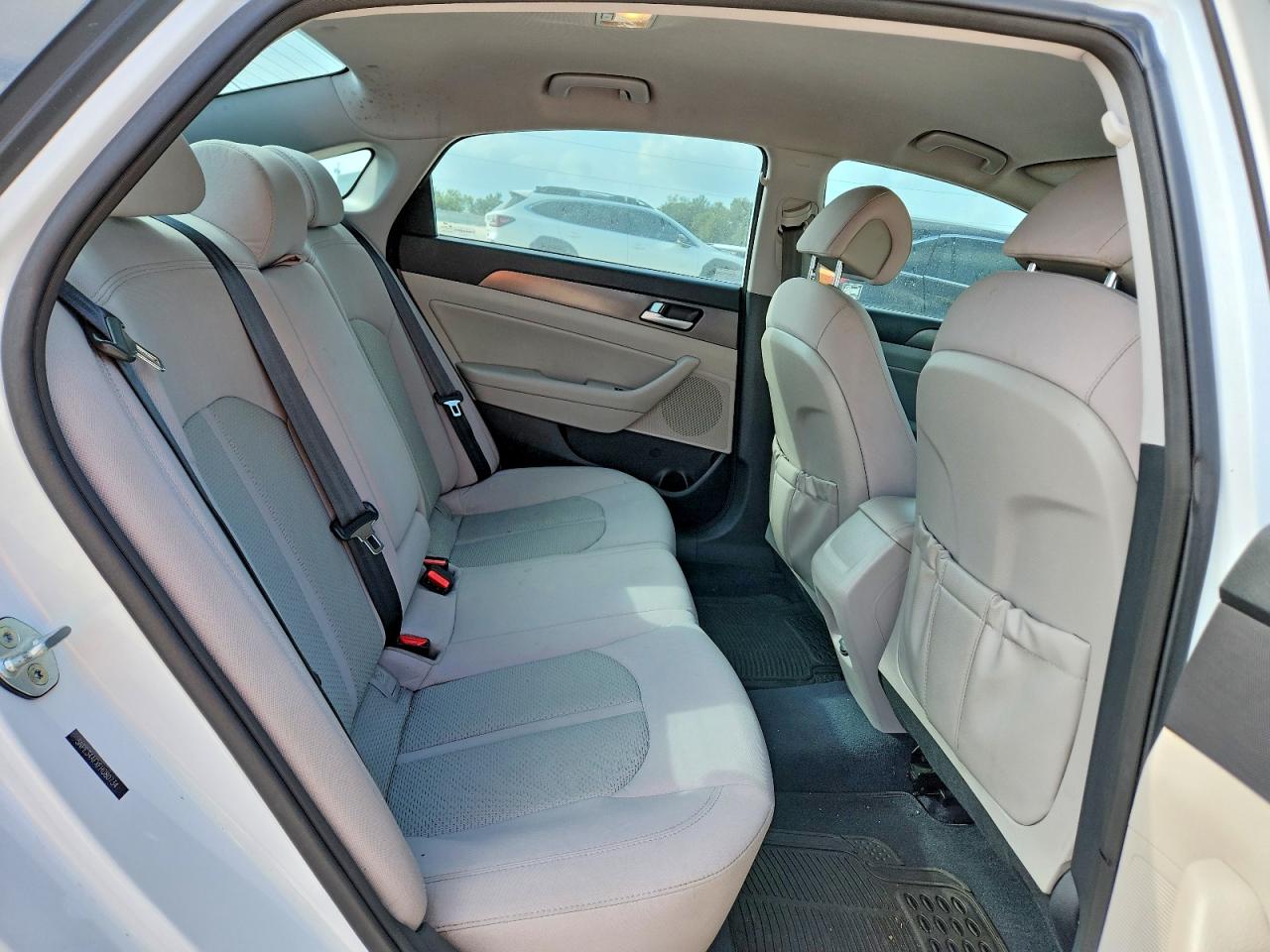 2015 Hyundai Sonata White vin: 5NPE34AFXFH080734
