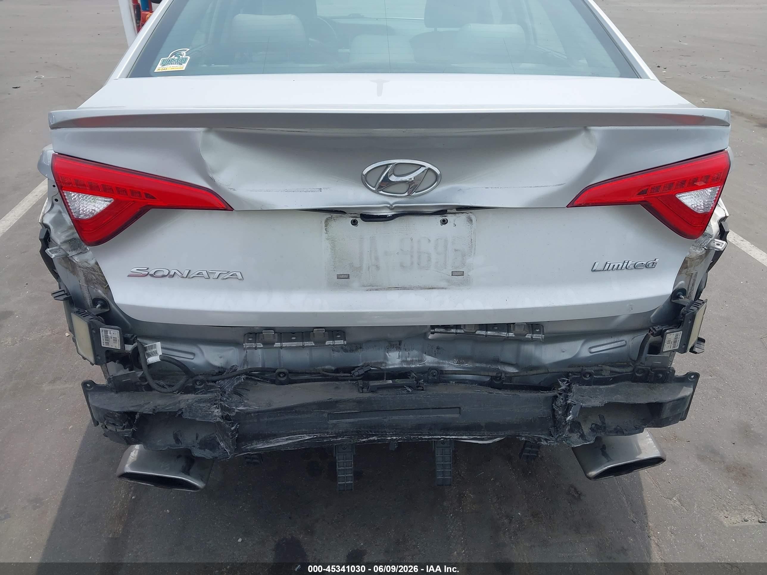 2015 Hyundai Sonata Limited Silver vin: 5NPE34AFXFH084993