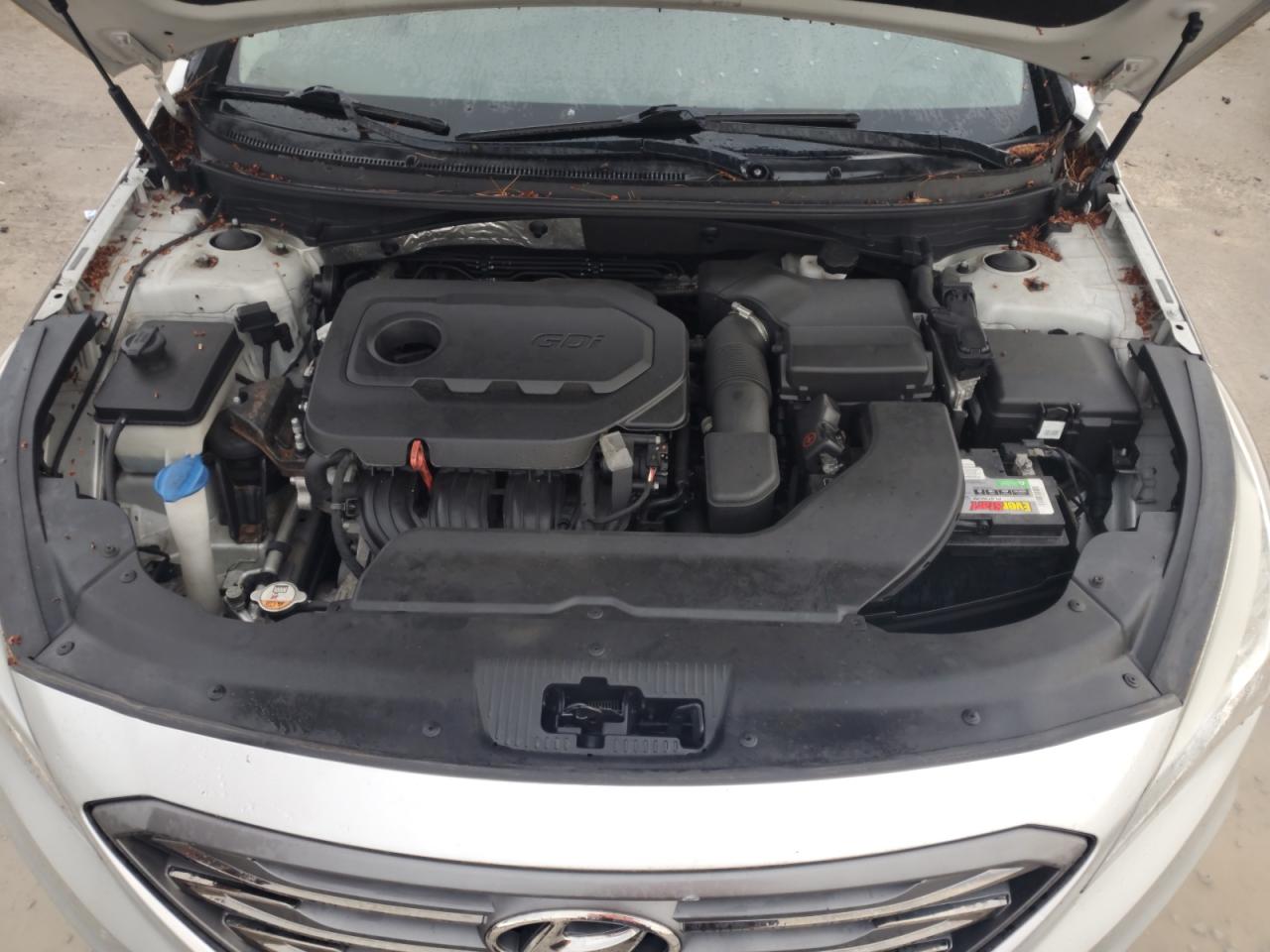 2015 Hyundai Sonata Sport Silver vin: 5NPE34AFXFH105356