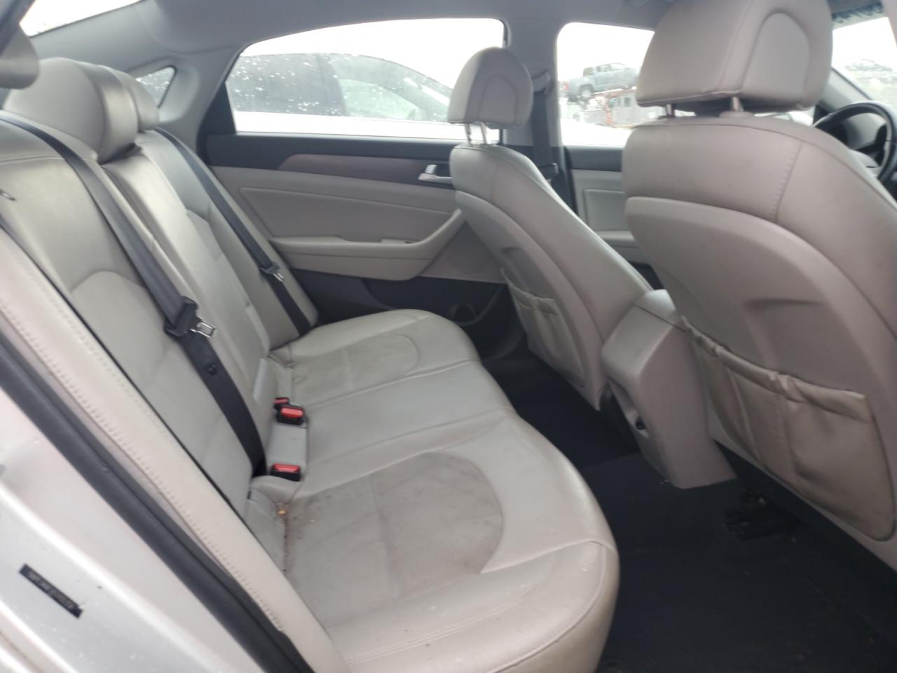 2015 Hyundai Sonata Sport Silver vin: 5NPE34AFXFH105356