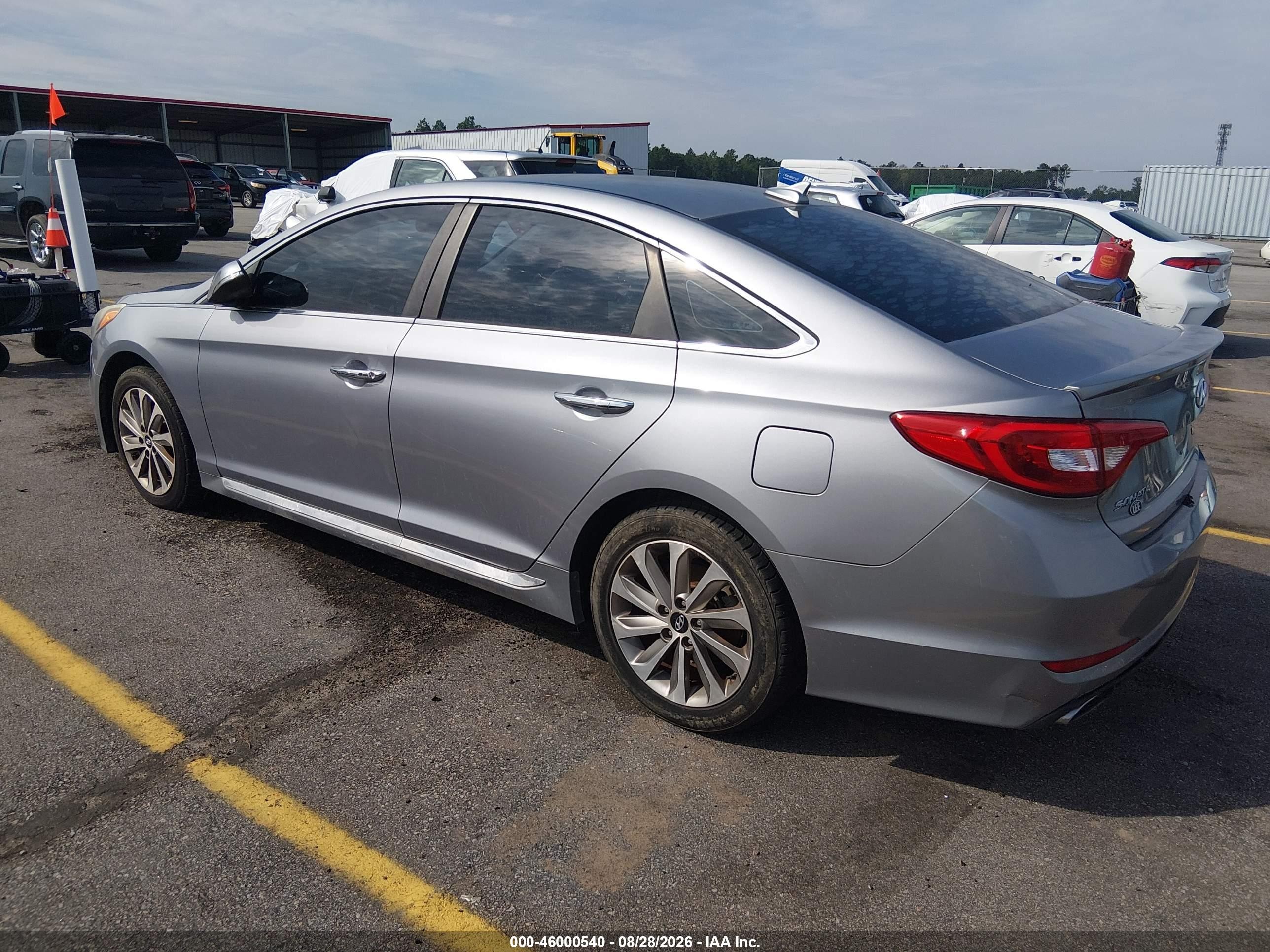2015 Hyundai Sonata Sport Silver vin: 5NPE34AFXFH138065