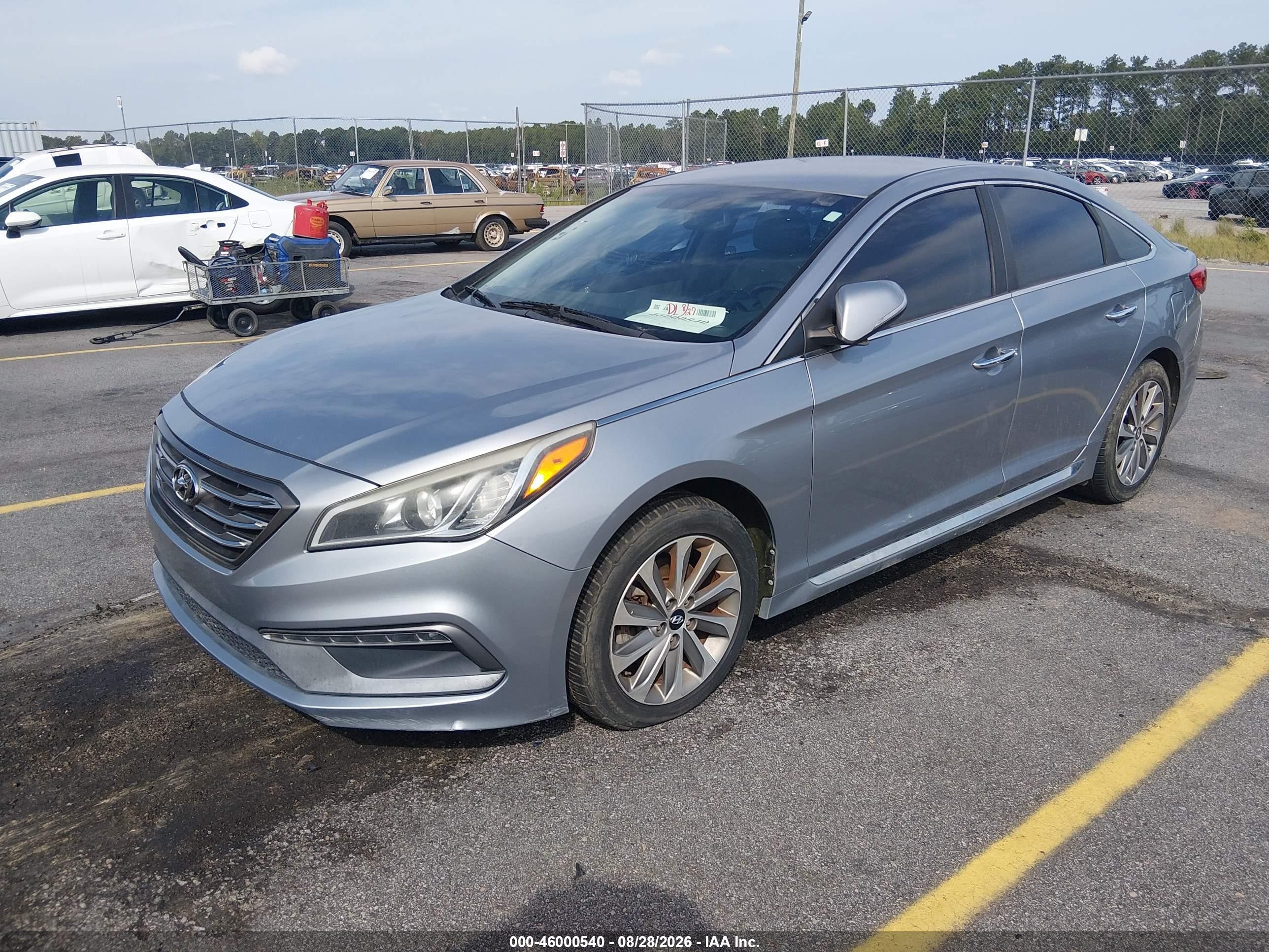 2015 Hyundai Sonata Sport Silver vin: 5NPE34AFXFH138065
