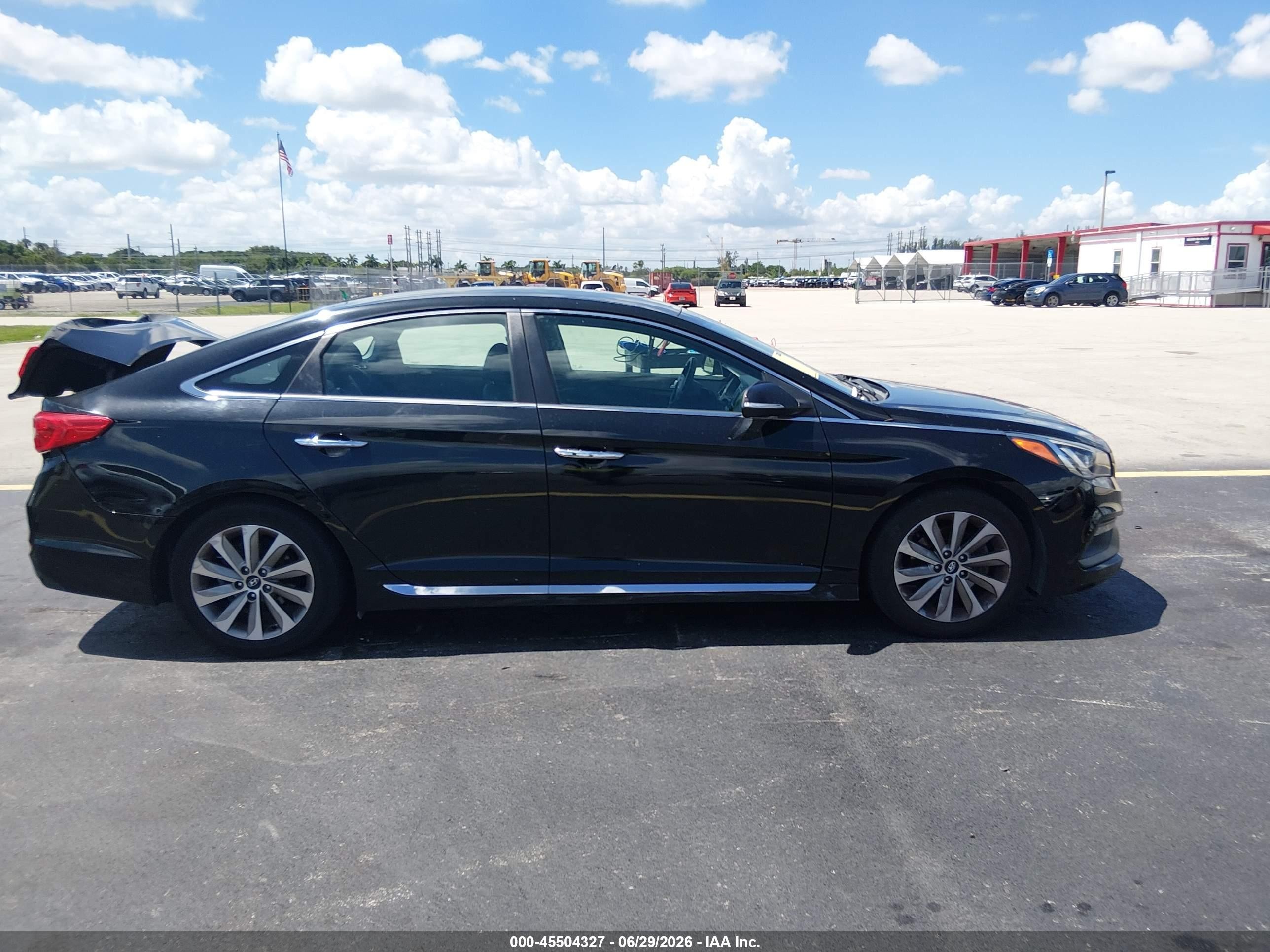 2015 Hyundai Sonata Sport Red vin: 5NPE34AFXFH200368