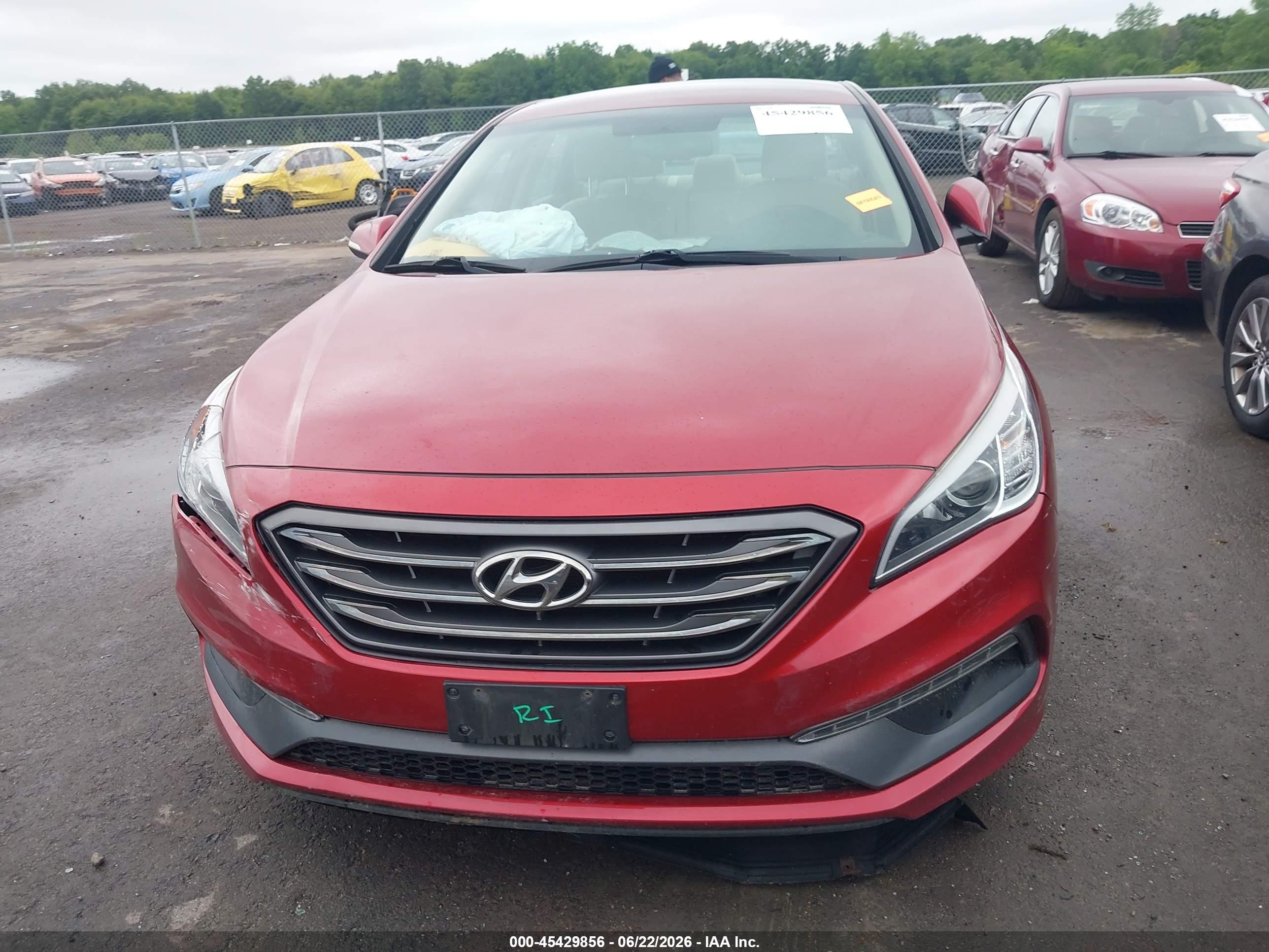 2015 Hyundai Sonata Sport Red vin: 5NPE34AFXFH237680