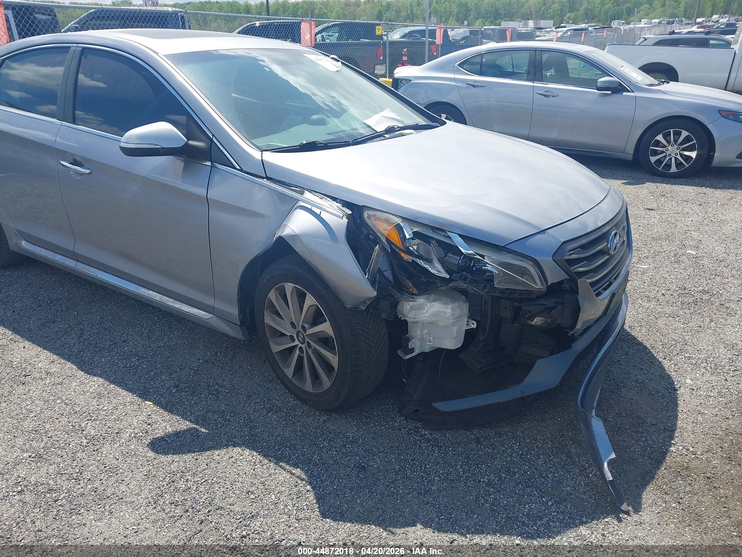 2017 Hyundai Sonata Sport Silver vin: 5NPE34AFXHH449000