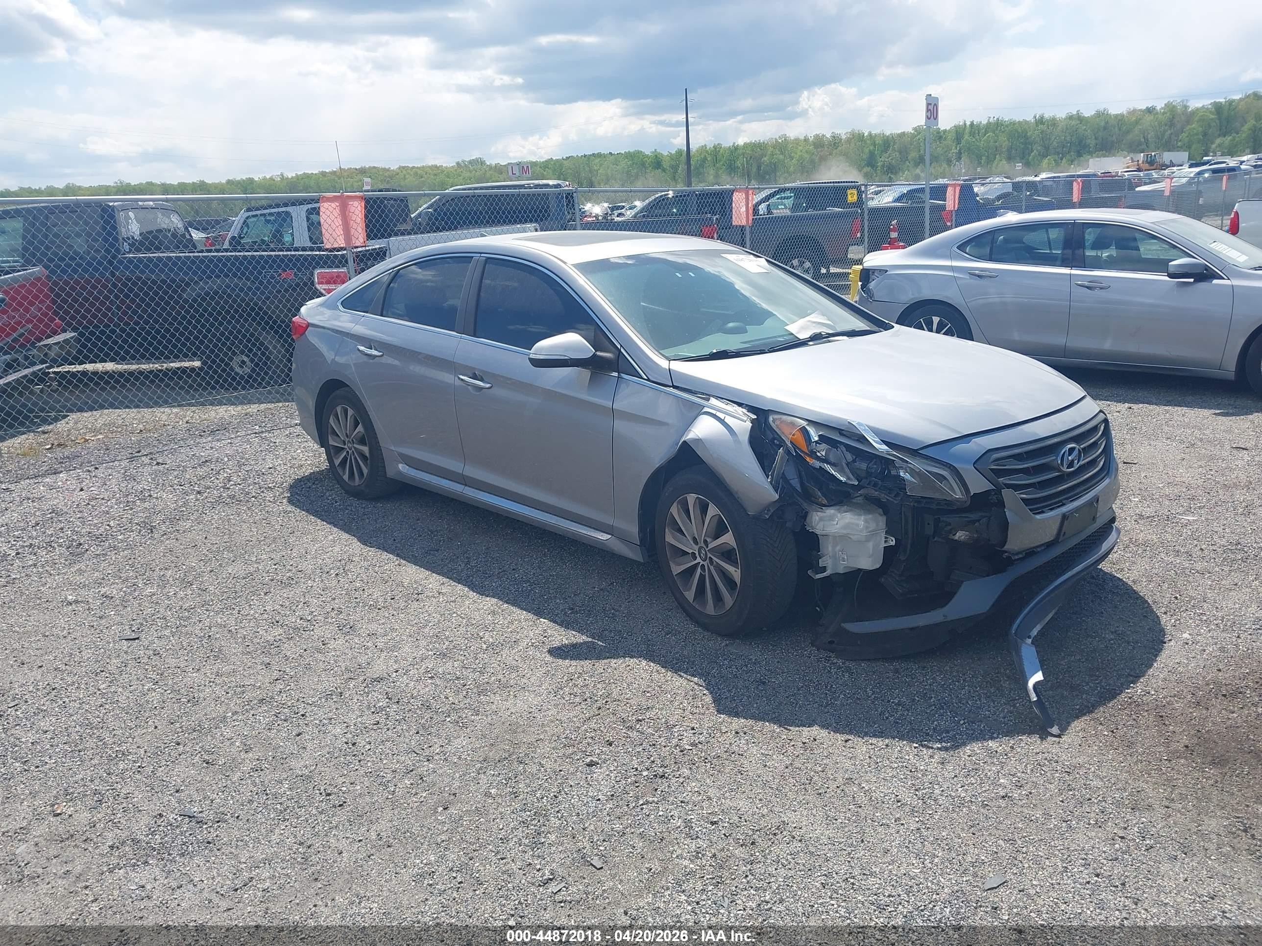 2017 Hyundai Sonata Sport Silver vin: 5NPE34AFXHH449000