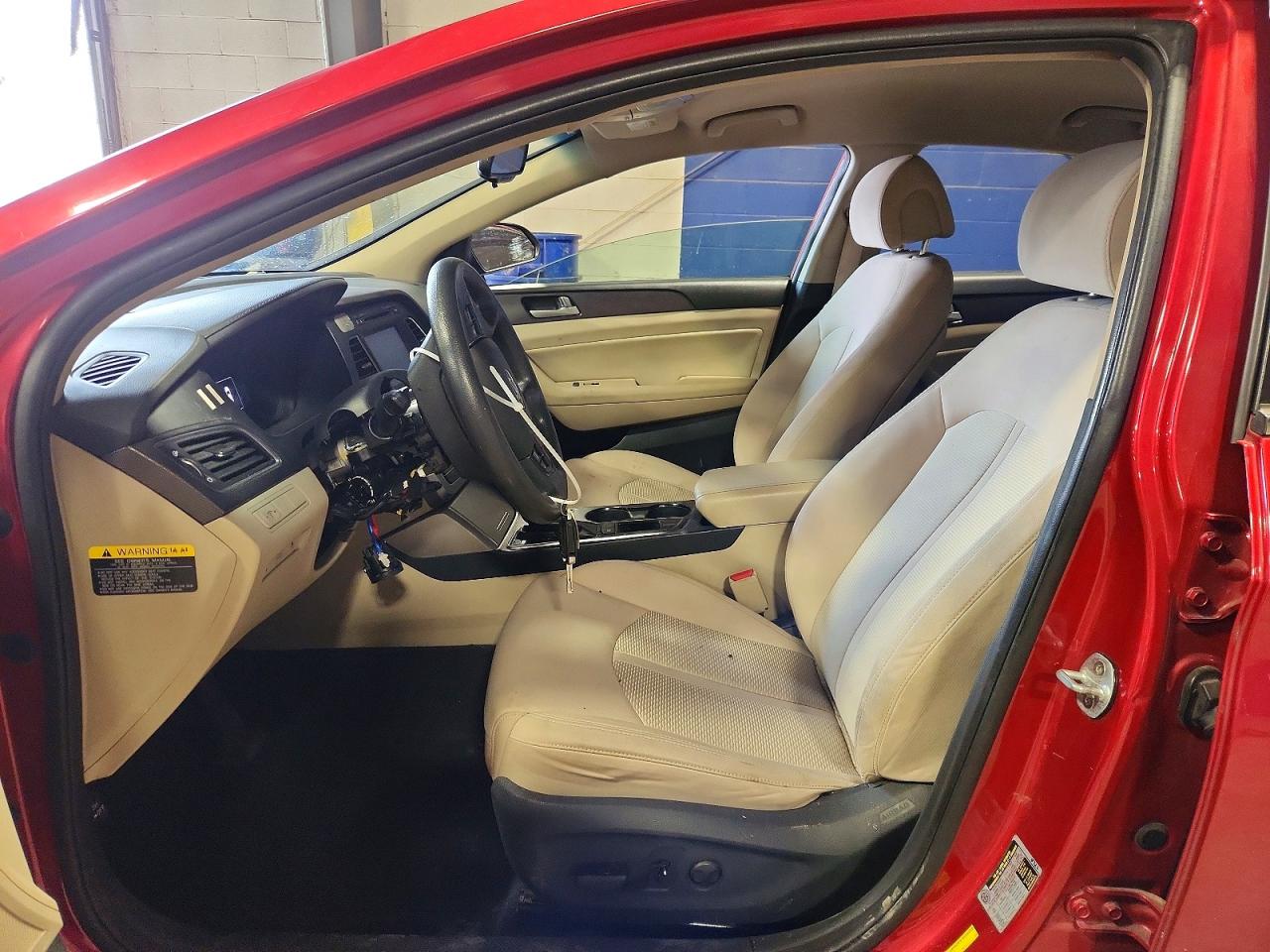 2017 Hyundai Sonata Sport Красный vin: 5NPE34AFXHH460837