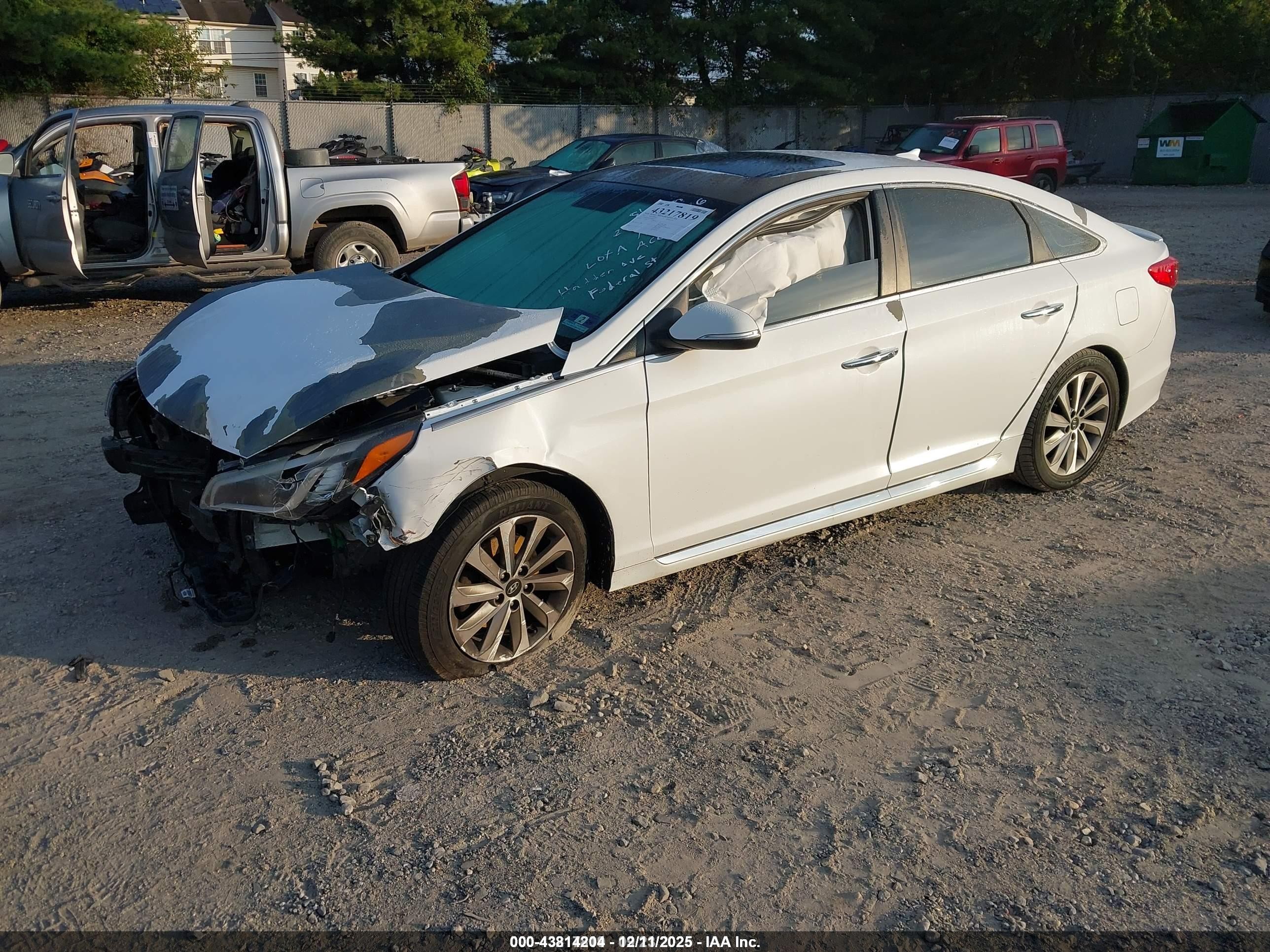 2017 Hyundai Sonata Sport Белый vin: 5NPE34AFXHH509311