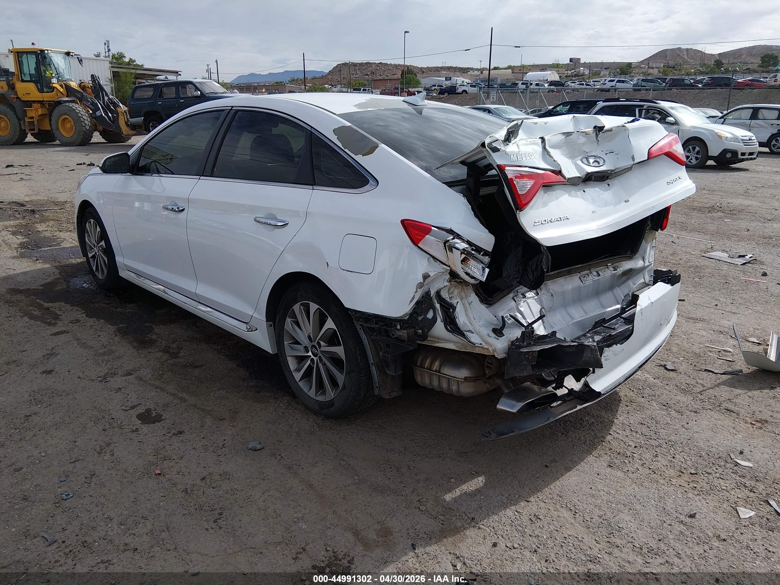 2017 Hyundai Sonata Sport White vin: 5NPE34AFXHH538467