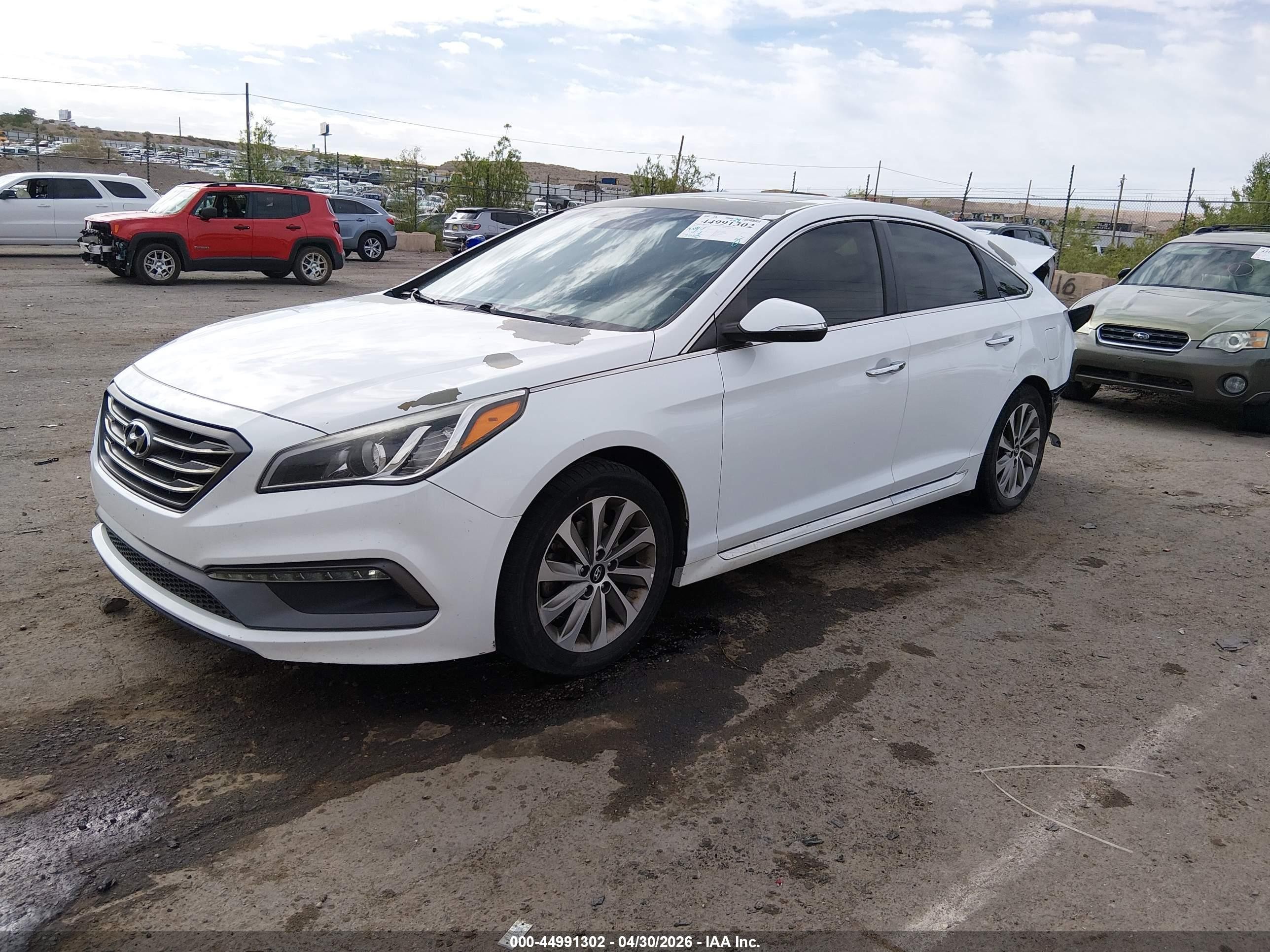 2017 Hyundai Sonata Sport White vin: 5NPE34AFXHH538467