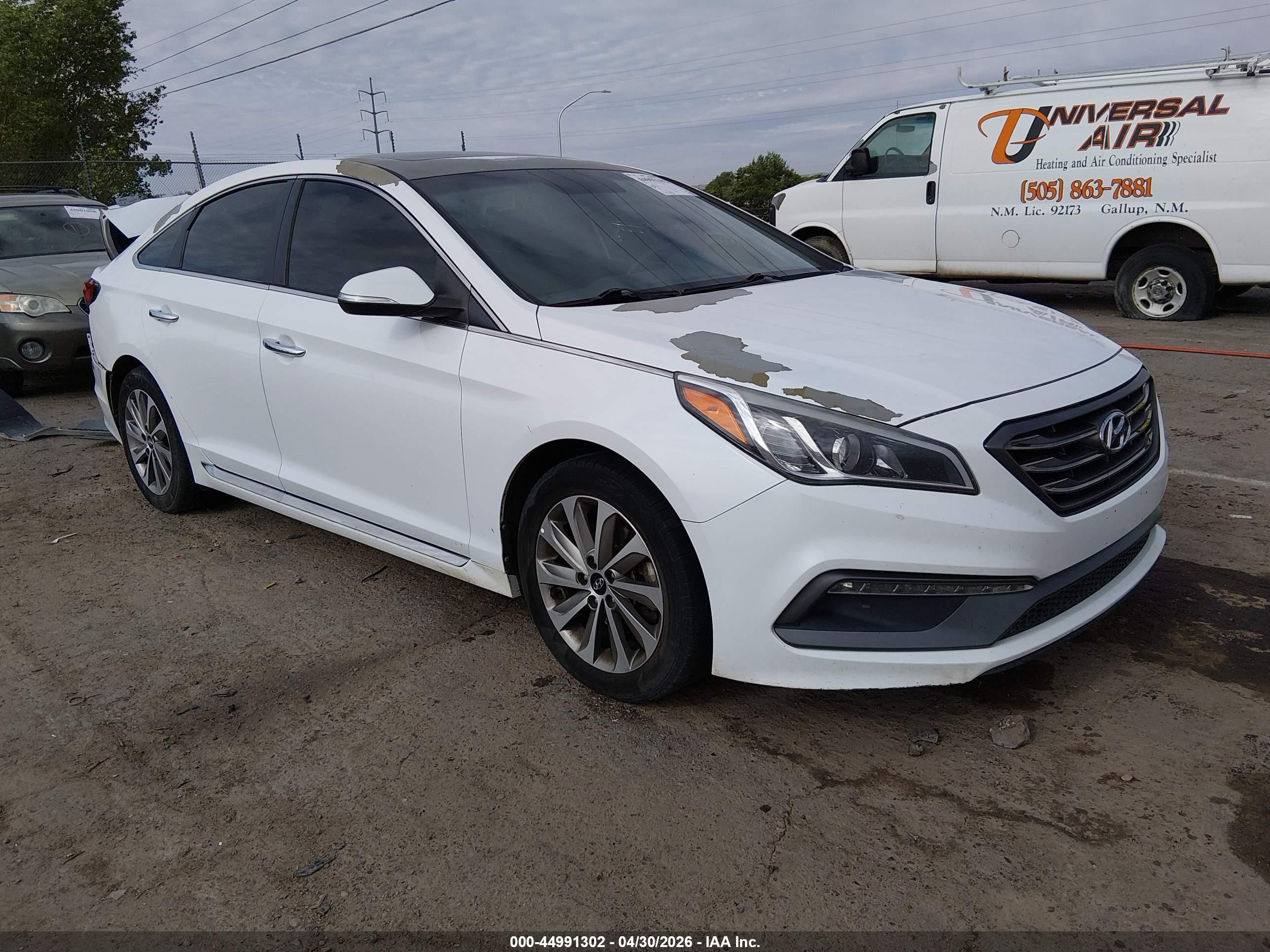 2017 Hyundai Sonata Sport White vin: 5NPE34AFXHH538467
