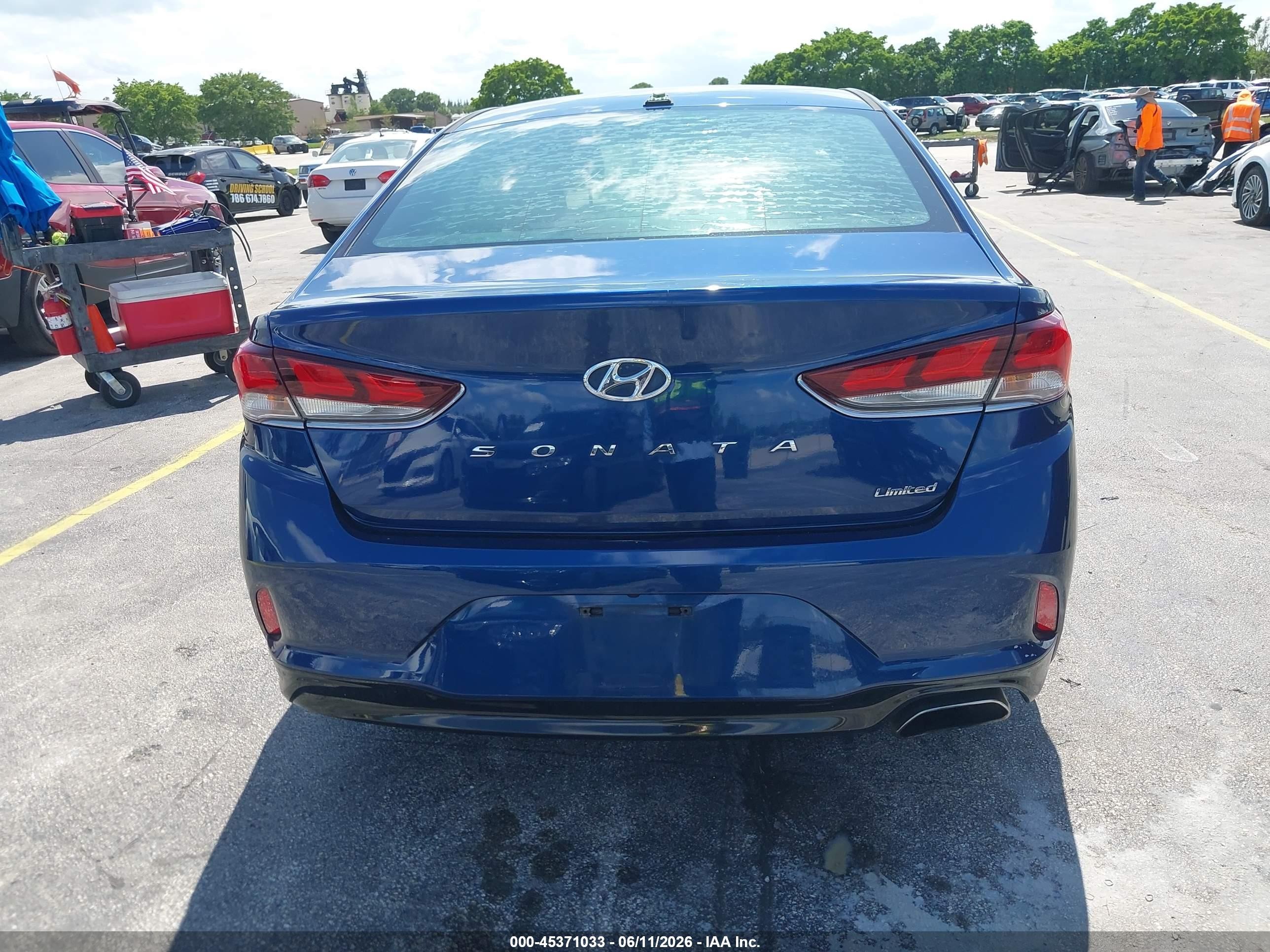 2018 Hyundai Sonata Limited Blue vin: 5NPE34AFXJH647940