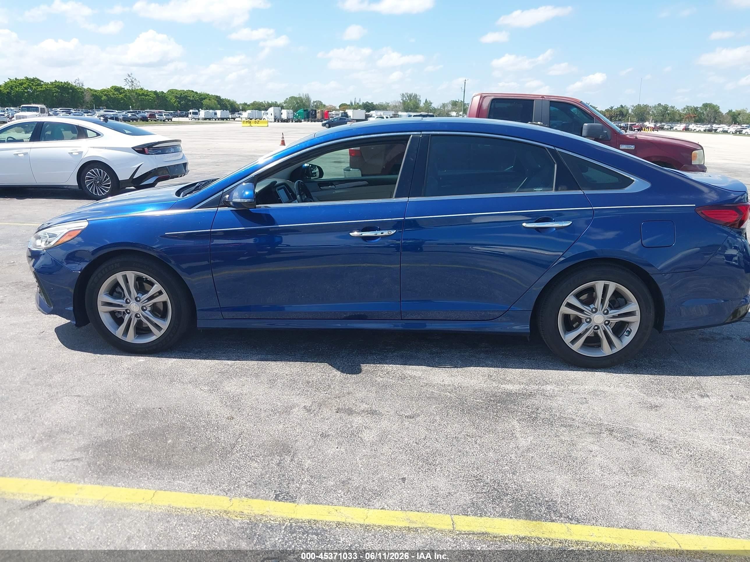 2018 Hyundai Sonata Limited Blue vin: 5NPE34AFXJH647940