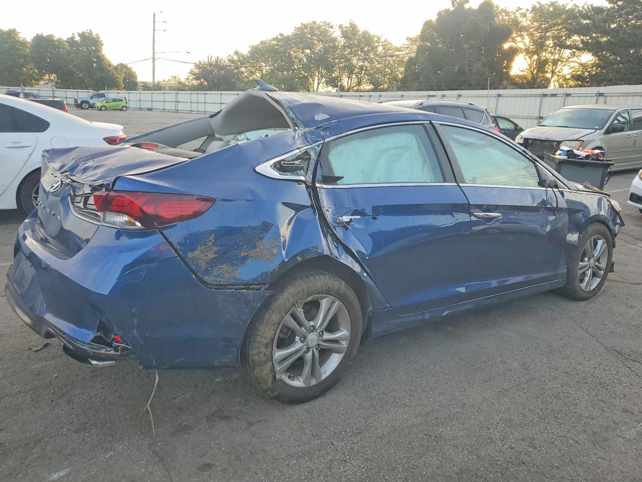 2018 Hyundai Sonata Sel+ Blue vin: 5NPE34AFXJH726413