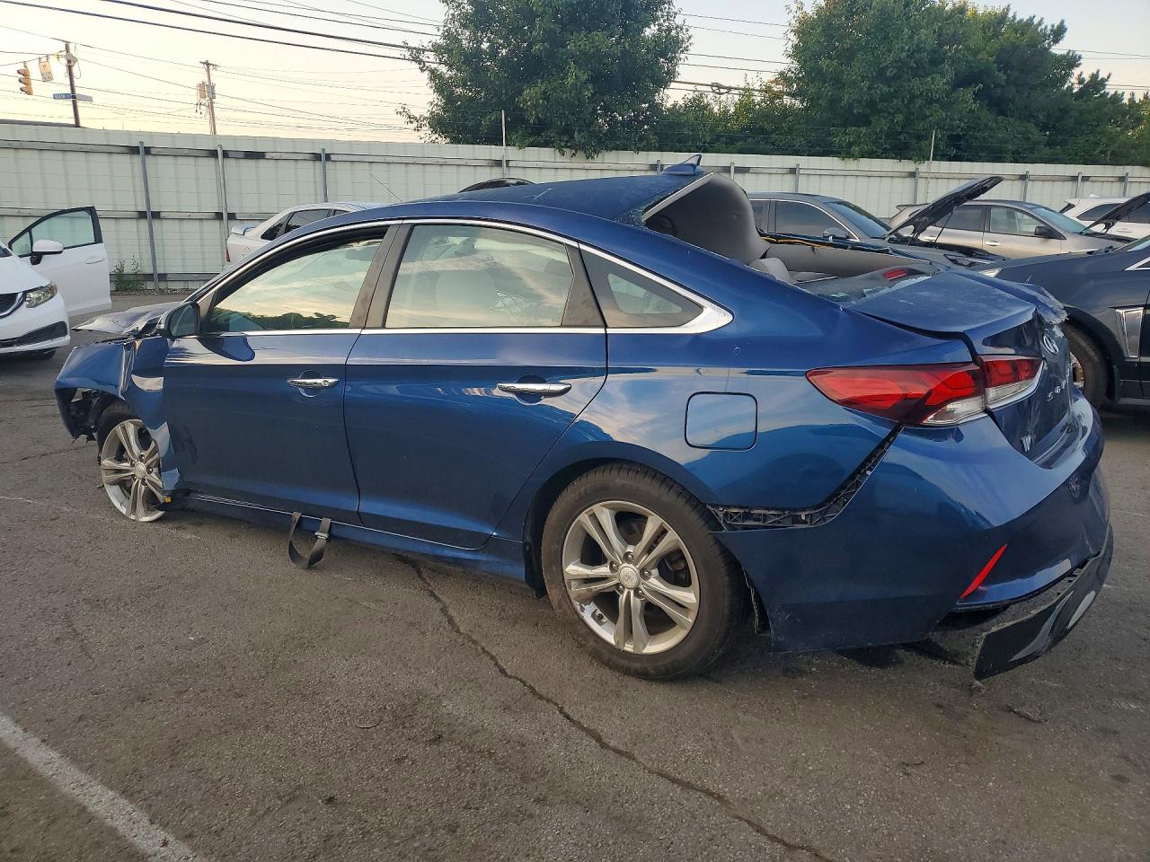 2018 Hyundai Sonata Sel+ Blue vin: 5NPE34AFXJH726413