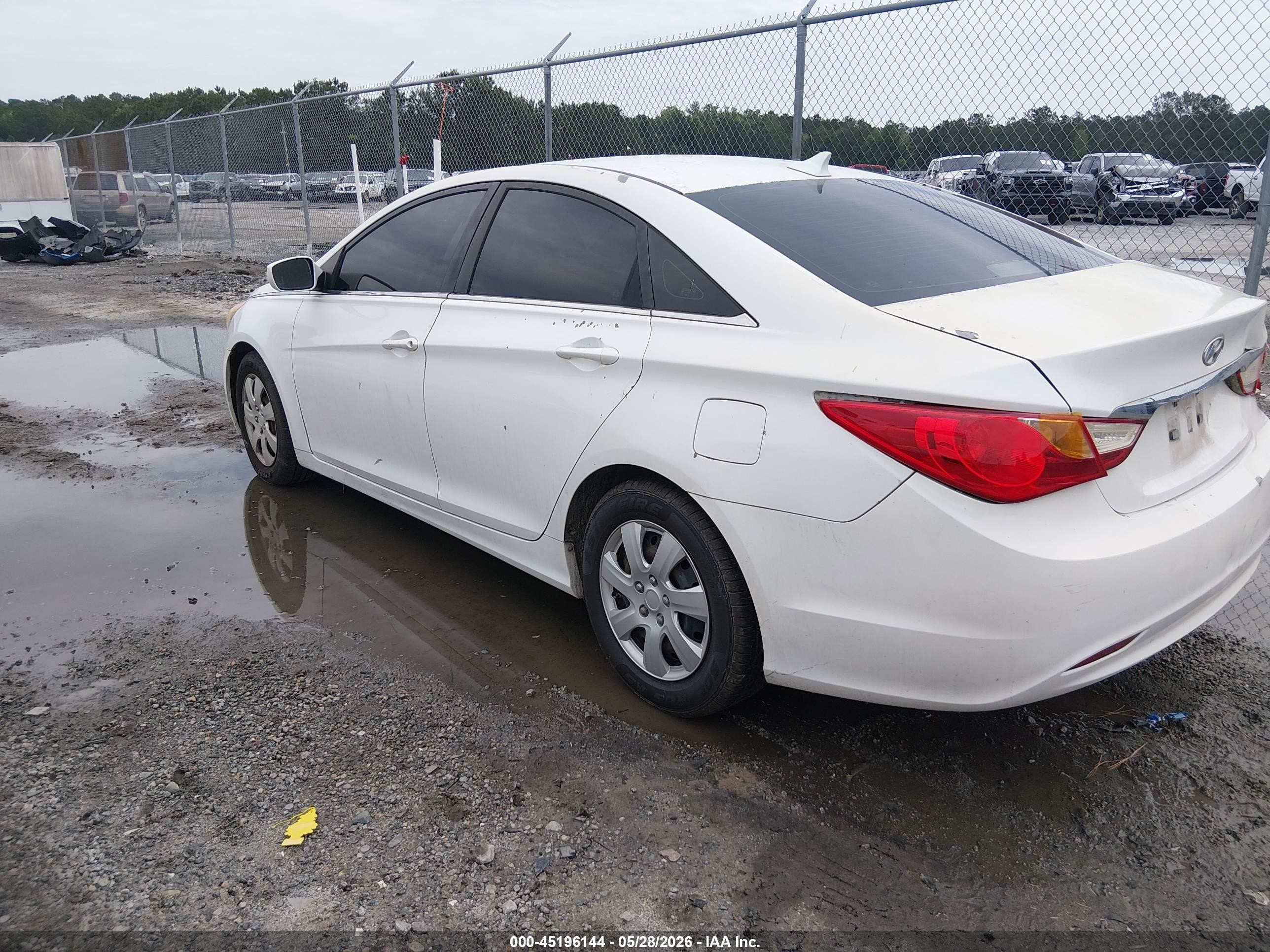 2011 Hyundai Sonata Gls White vin: 5NPEB4AC0BH095780