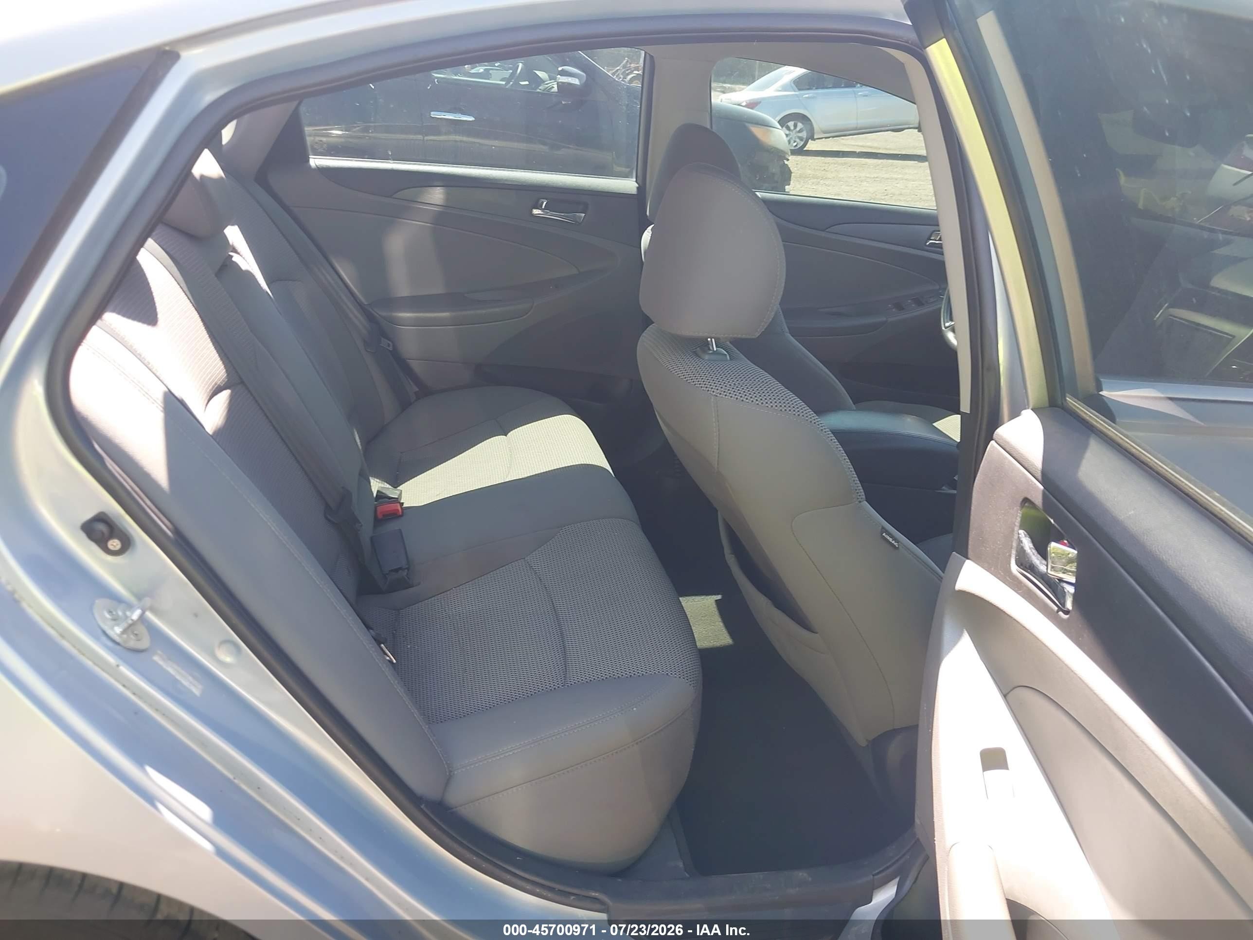 2011 Hyundai Sonata Gls Light Blue vin: 5NPEB4AC0BH101092