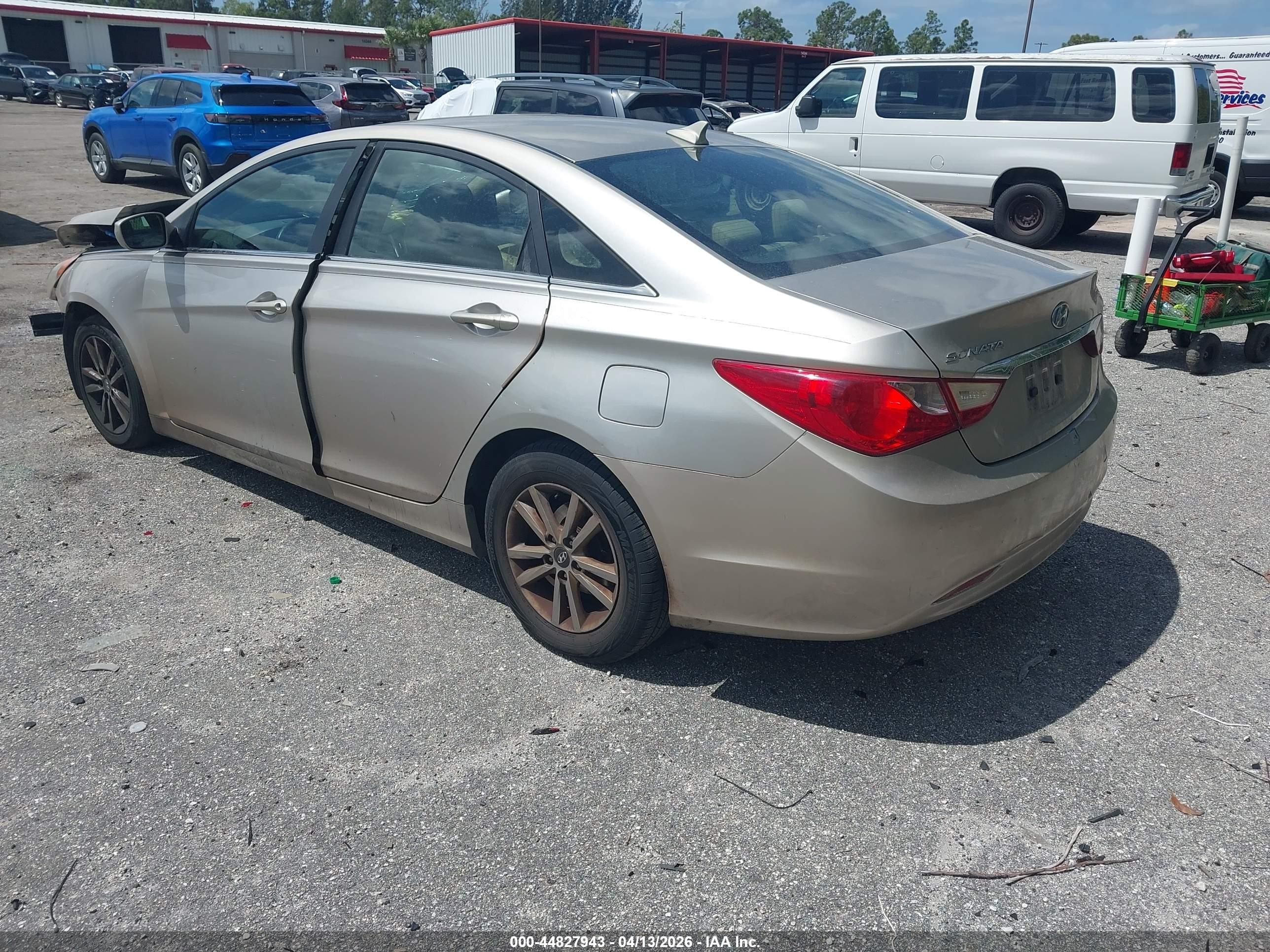 2011 Hyundai Sonata Gls Champagne vin: 5NPEB4AC0BH109239