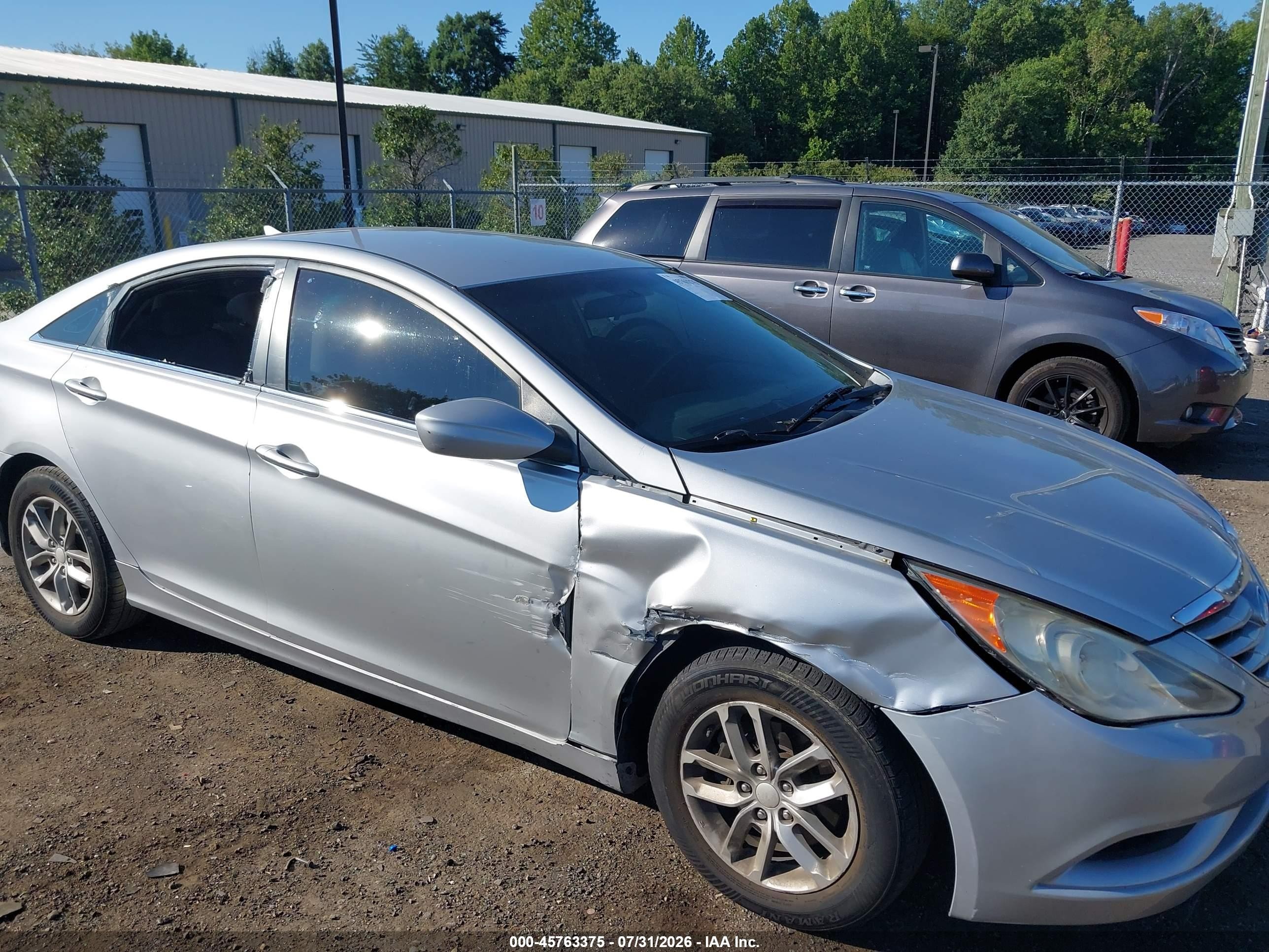 2011 Hyundai Sonata Gls Silver vin: 5NPEB4AC0BH211477