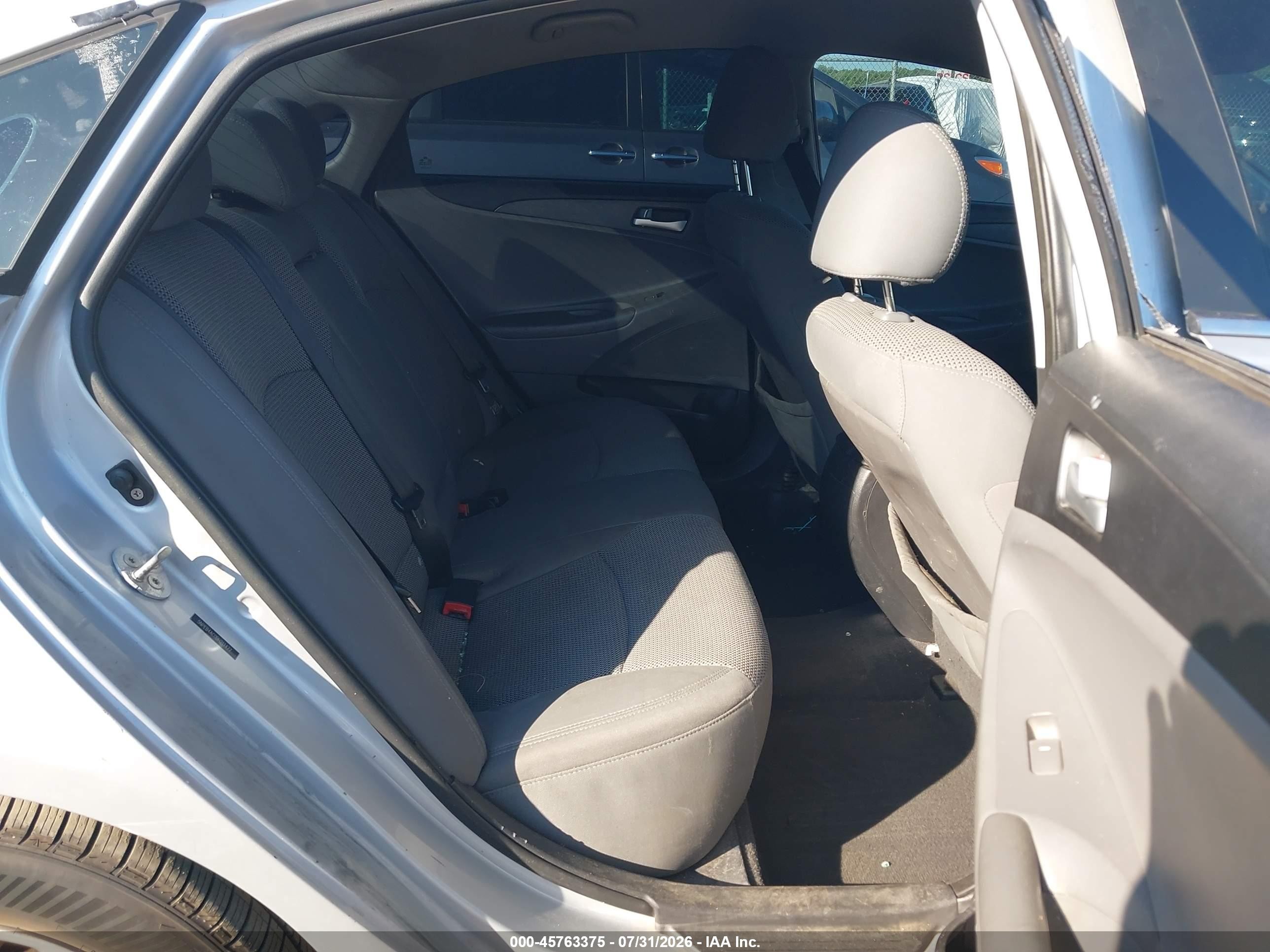 2011 Hyundai Sonata Gls Silver vin: 5NPEB4AC0BH211477