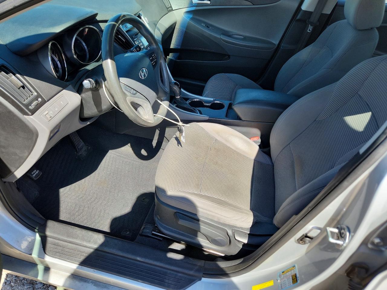 2011 Hyundai Sonata Gls Серебряный vin: 5NPEB4AC0BH243667