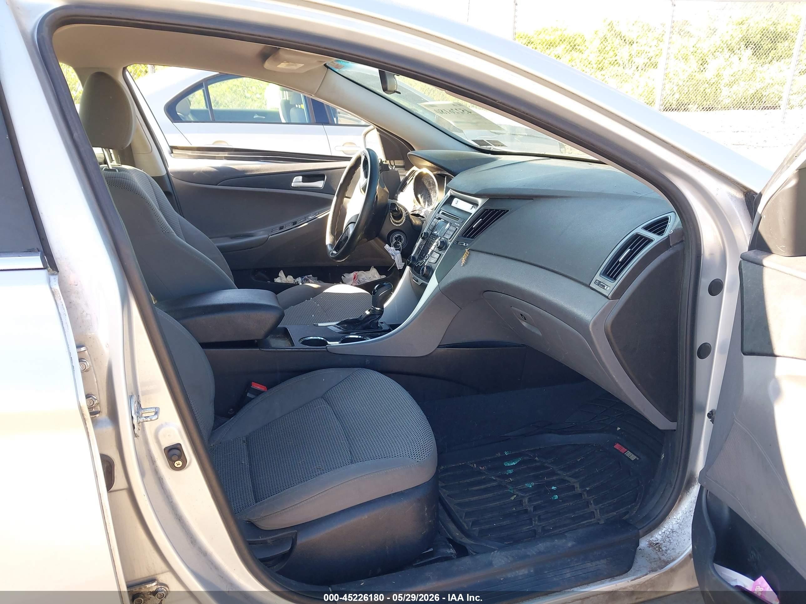 2011 Hyundai Sonata Gls Silver vin: 5NPEB4AC0BH271601