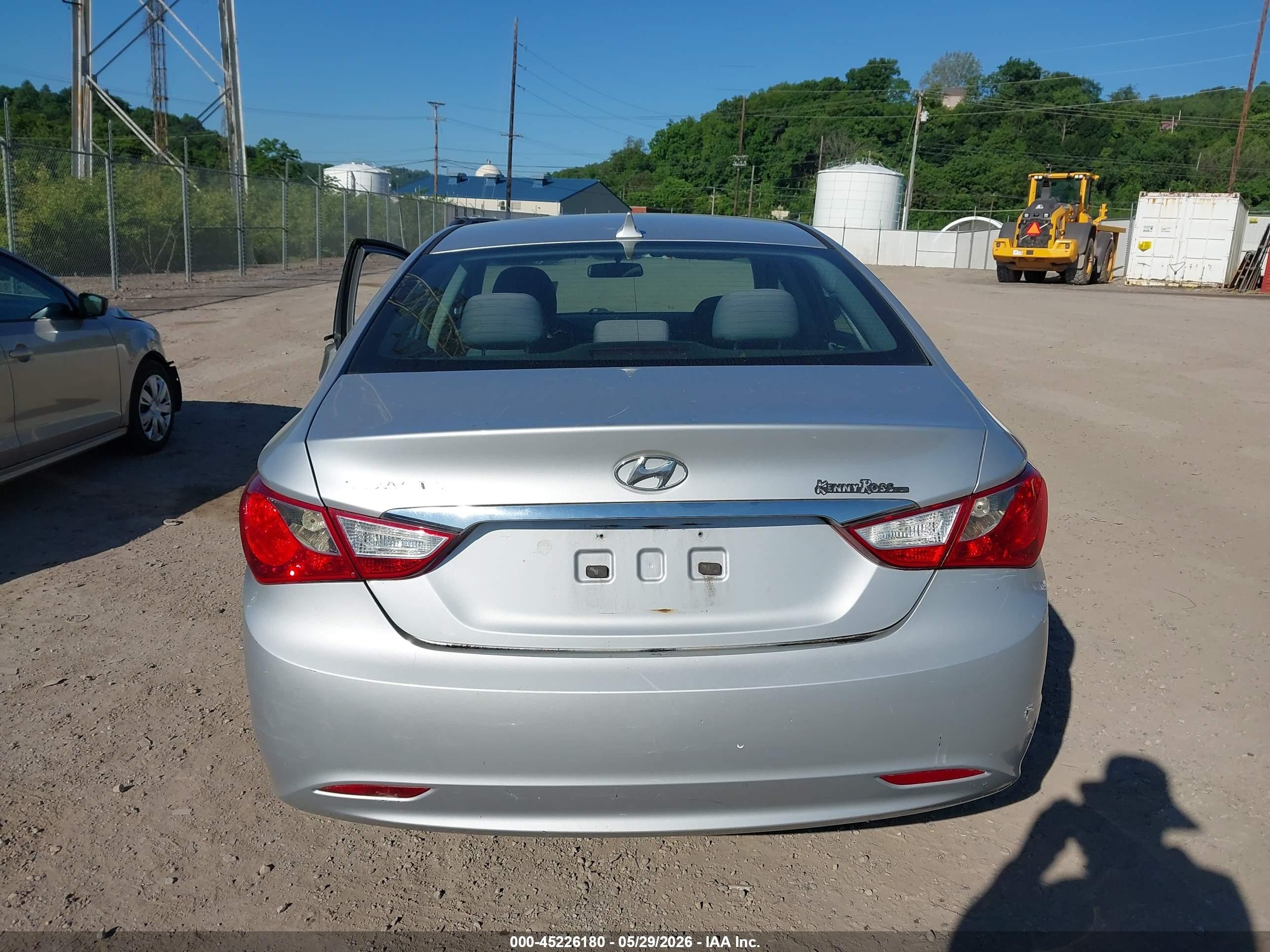 2011 Hyundai Sonata Gls Silver vin: 5NPEB4AC0BH271601