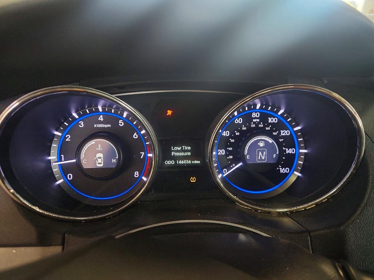 2012 Hyundai Sonata Gls Silver vin: 5NPEB4AC0CH406335