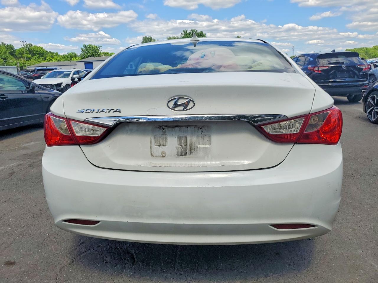 2012 Hyundai Sonata Gls White vin: 5NPEB4AC0CH446463