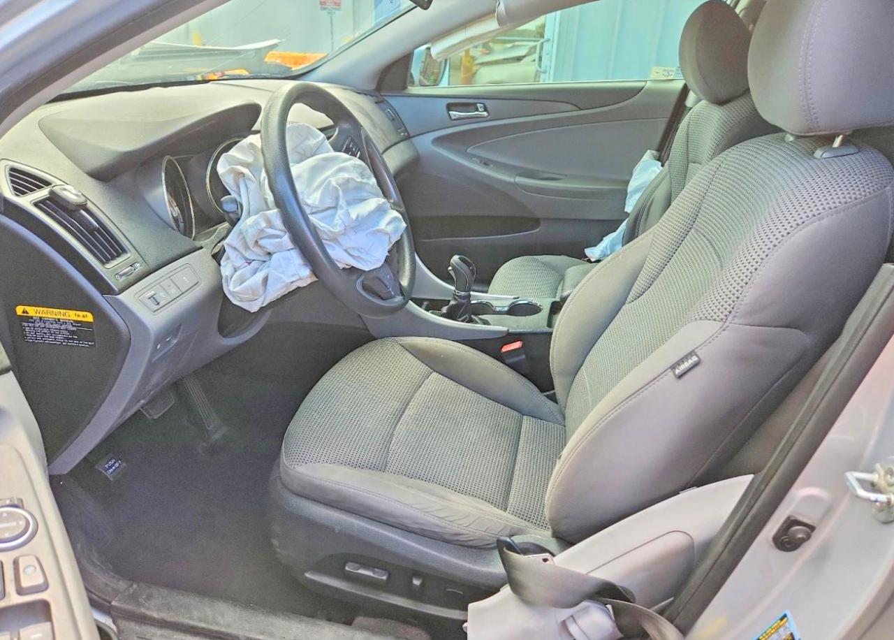 2012 Hyundai Sonata Серебряный vin: 5NPEB4AC0CH471914