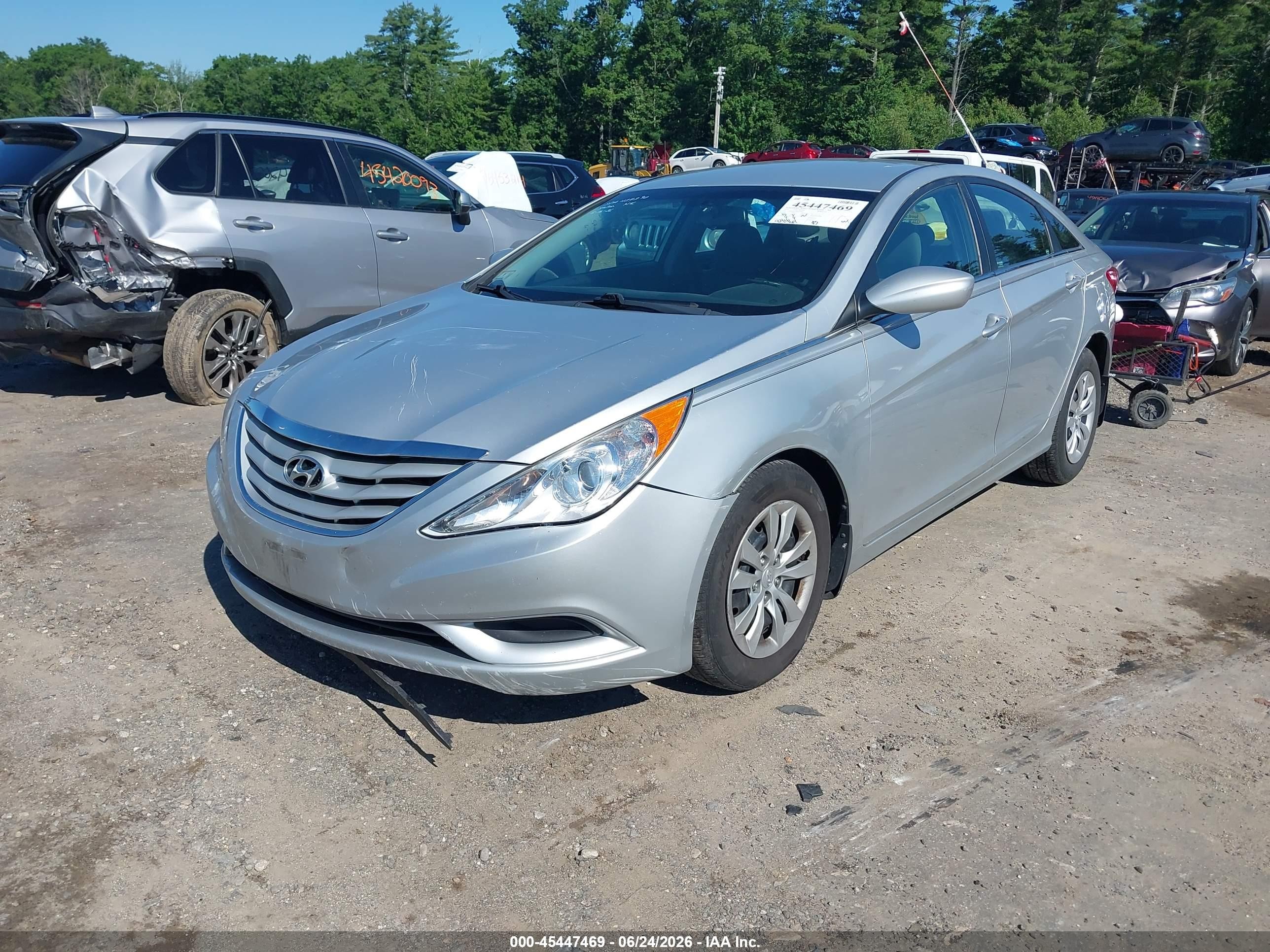 2013 Hyundai Sonata Gls Silver vin: 5NPEB4AC0DH526895