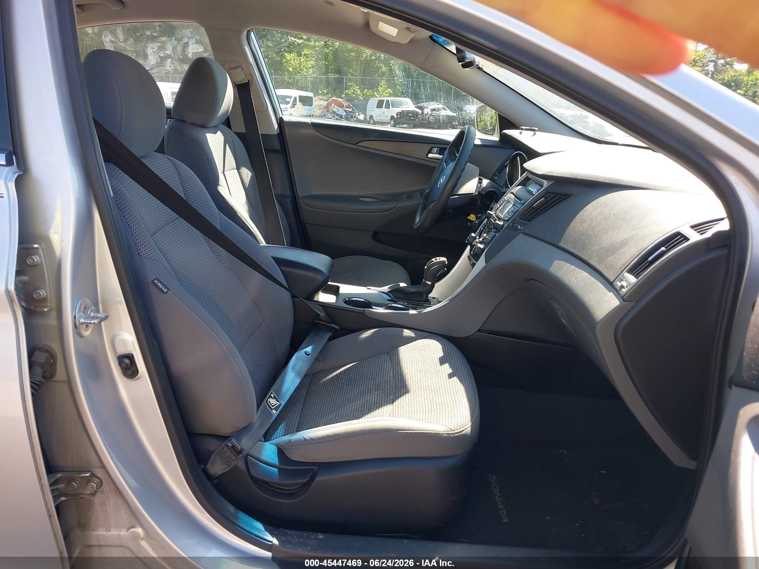 2013 Hyundai Sonata Gls Silver vin: 5NPEB4AC0DH526895