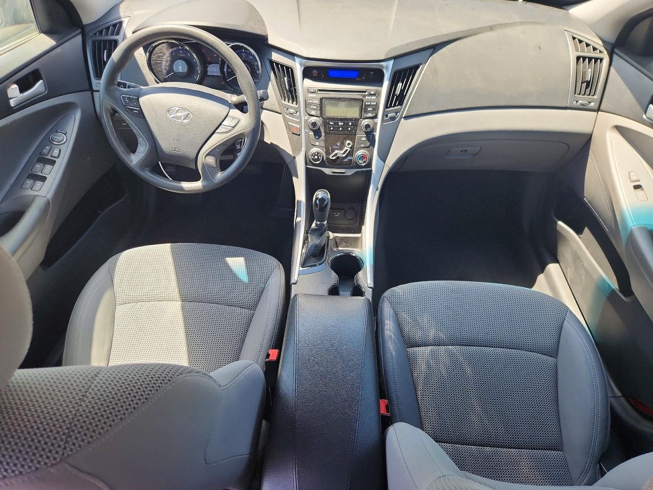 2013 Hyundai Sonata Gls Silver vin: 5NPEB4AC0DH570637