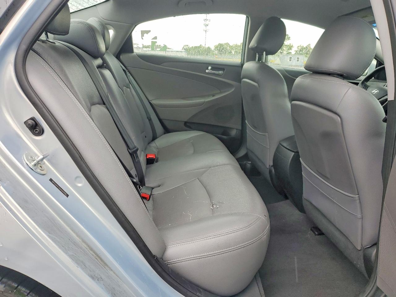 2013 Hyundai Sonata Gls Silver vin: 5NPEB4AC0DH600056