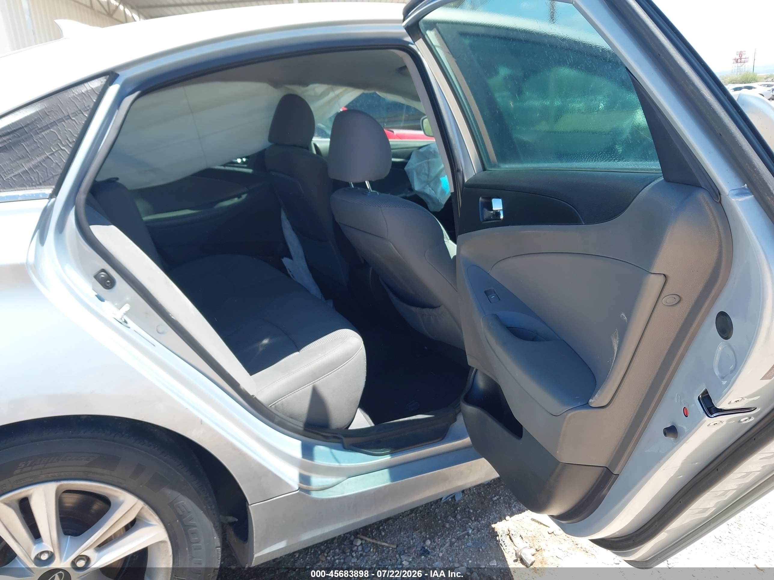 2013 Hyundai Sonata Gls Silver vin: 5NPEB4AC0DH632523