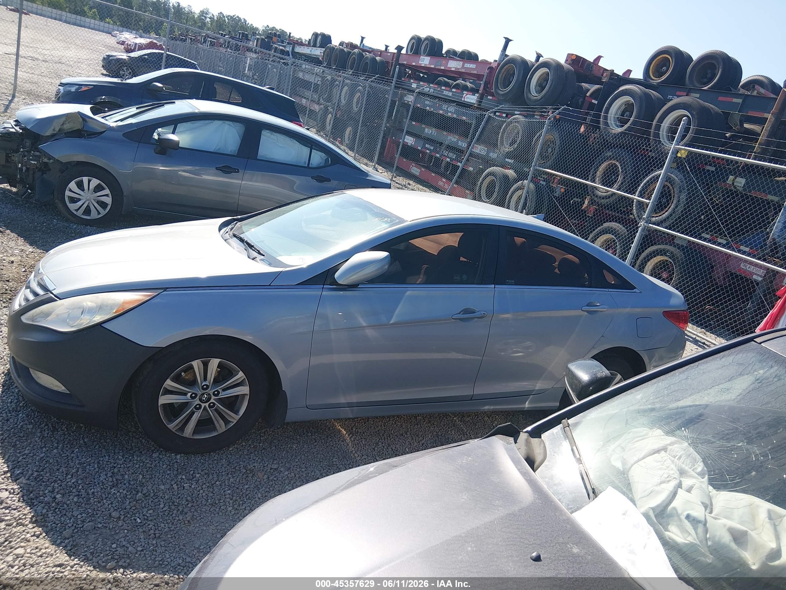 2013 Hyundai Sonata Gls Silver vin: 5NPEB4AC0DH690471