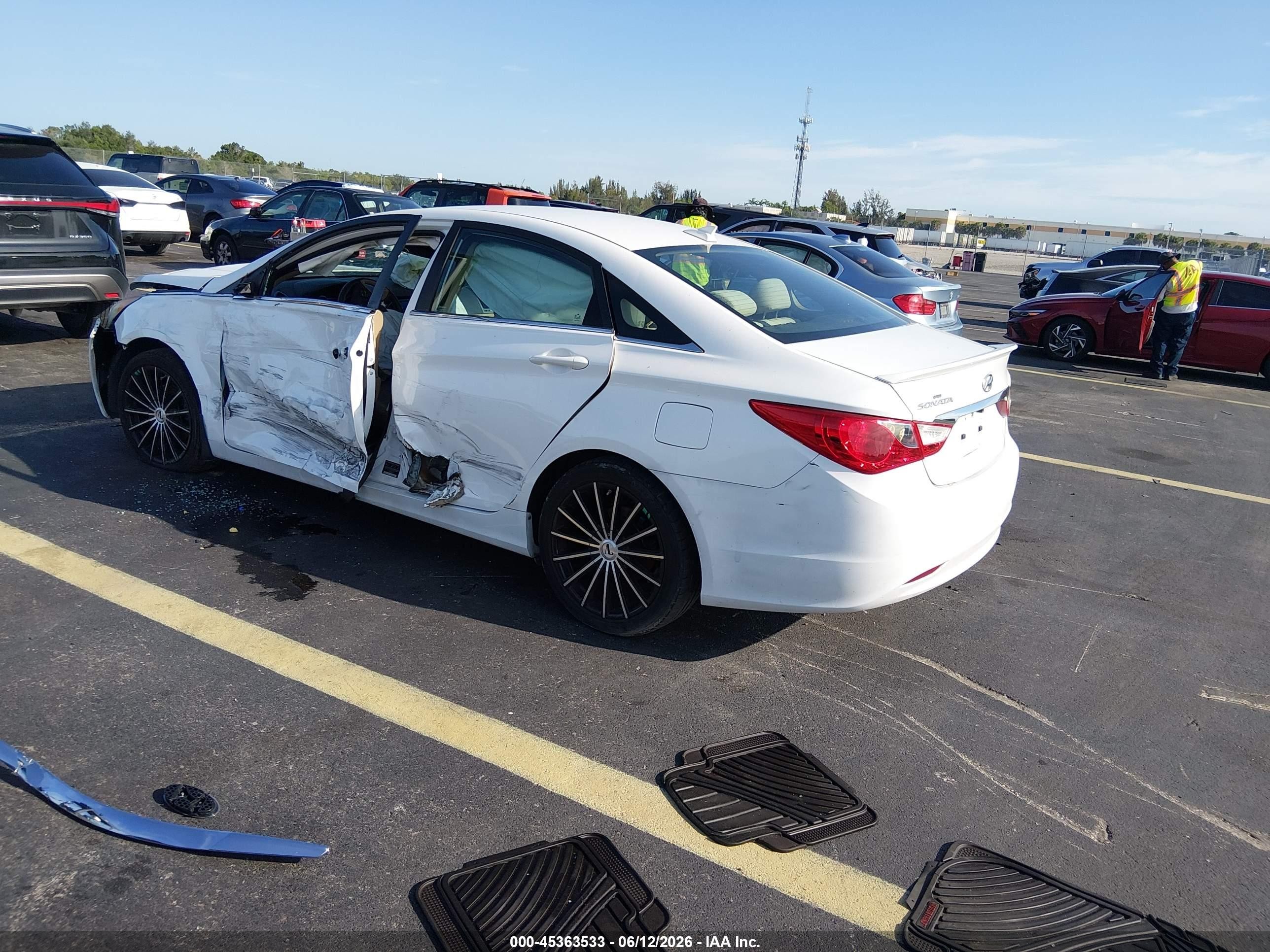 2013 Hyundai Sonata Gls White vin: 5NPEB4AC0DH748045