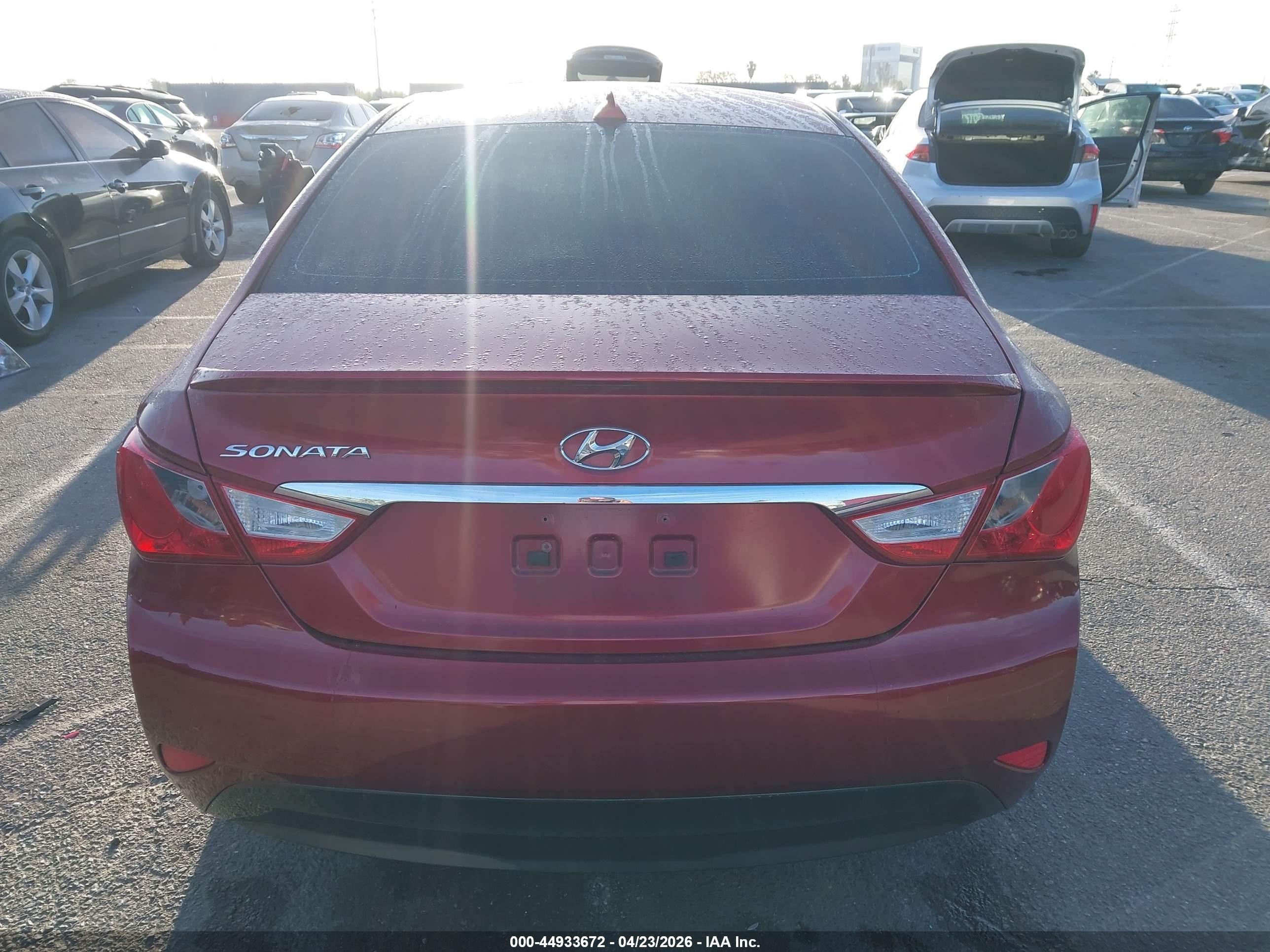 2014 Hyundai Sonata Gls Красный vin: 5NPEB4AC0EH835848