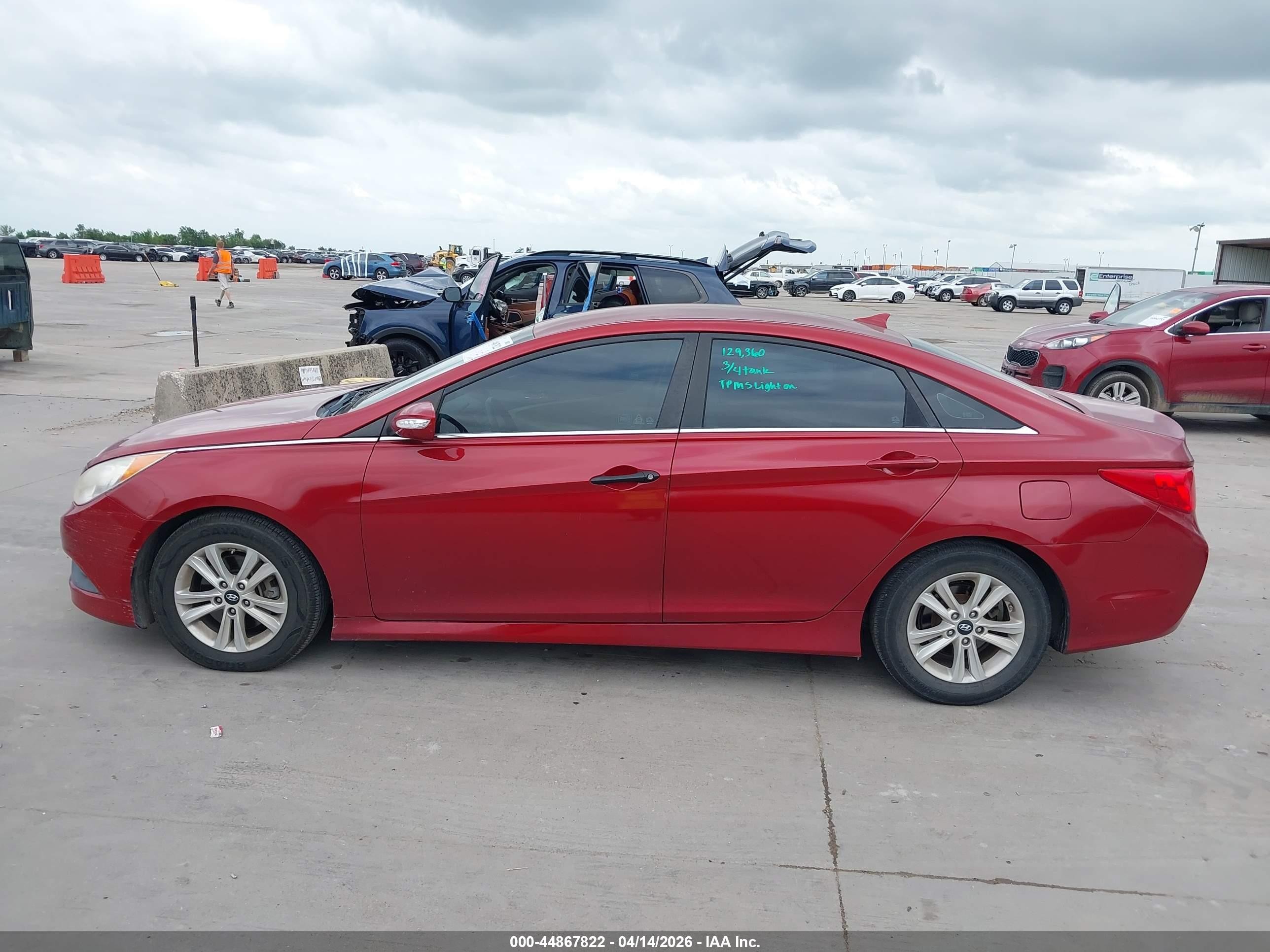 2014 Hyundai Sonata Gls Красный vin: 5NPEB4AC0EH891126