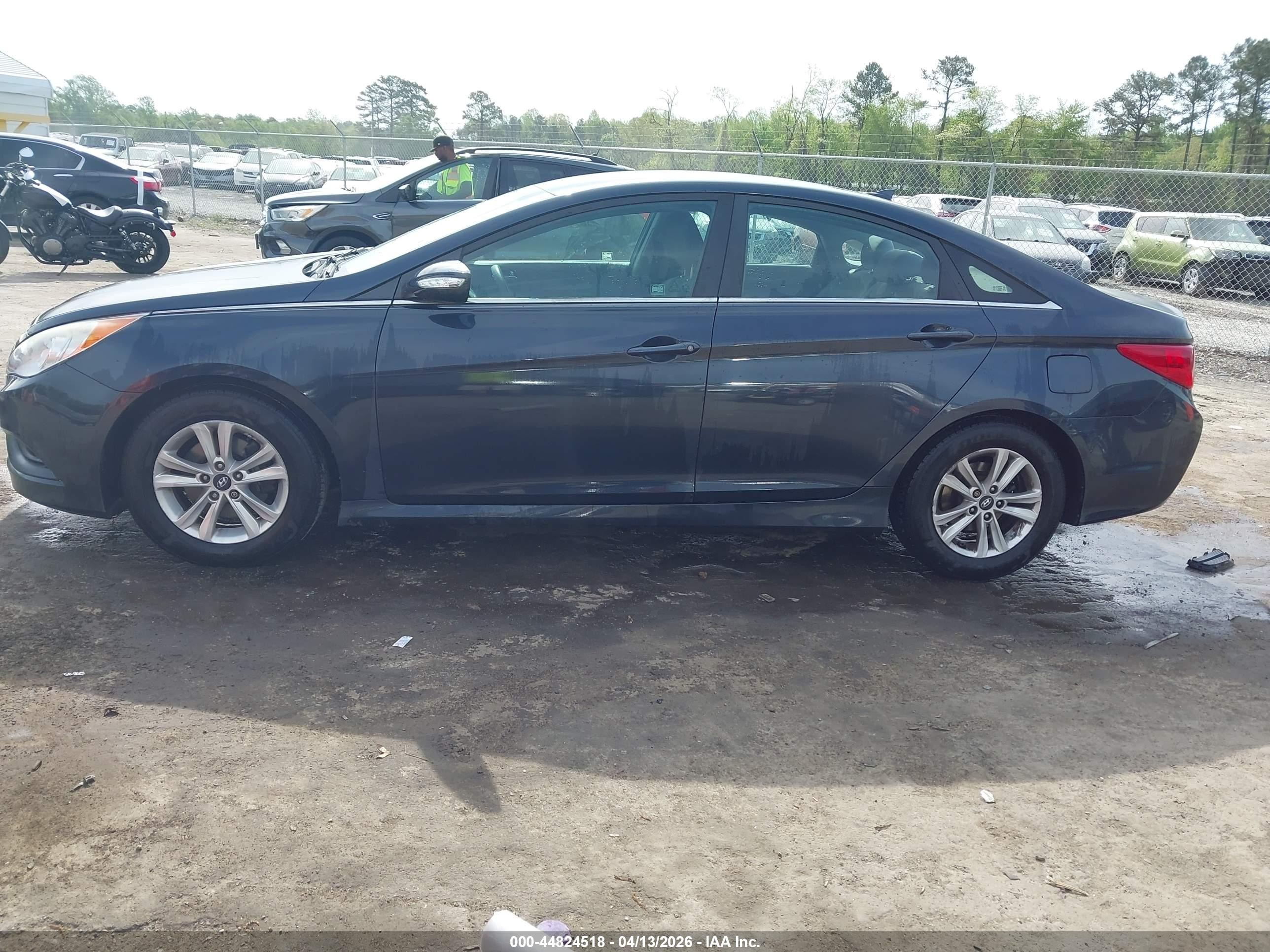 2014 Hyundai Sonata Gls Blue vin: 5NPEB4AC0EH899663