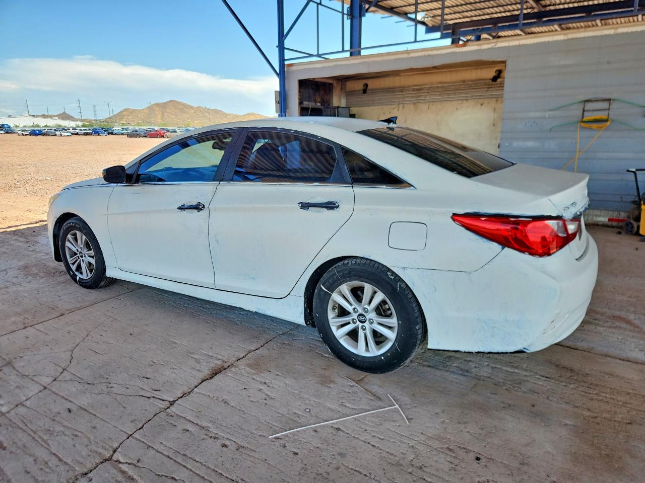 2014 Hyundai Sonata Gls Белый vin: 5NPEB4AC0EH903047
